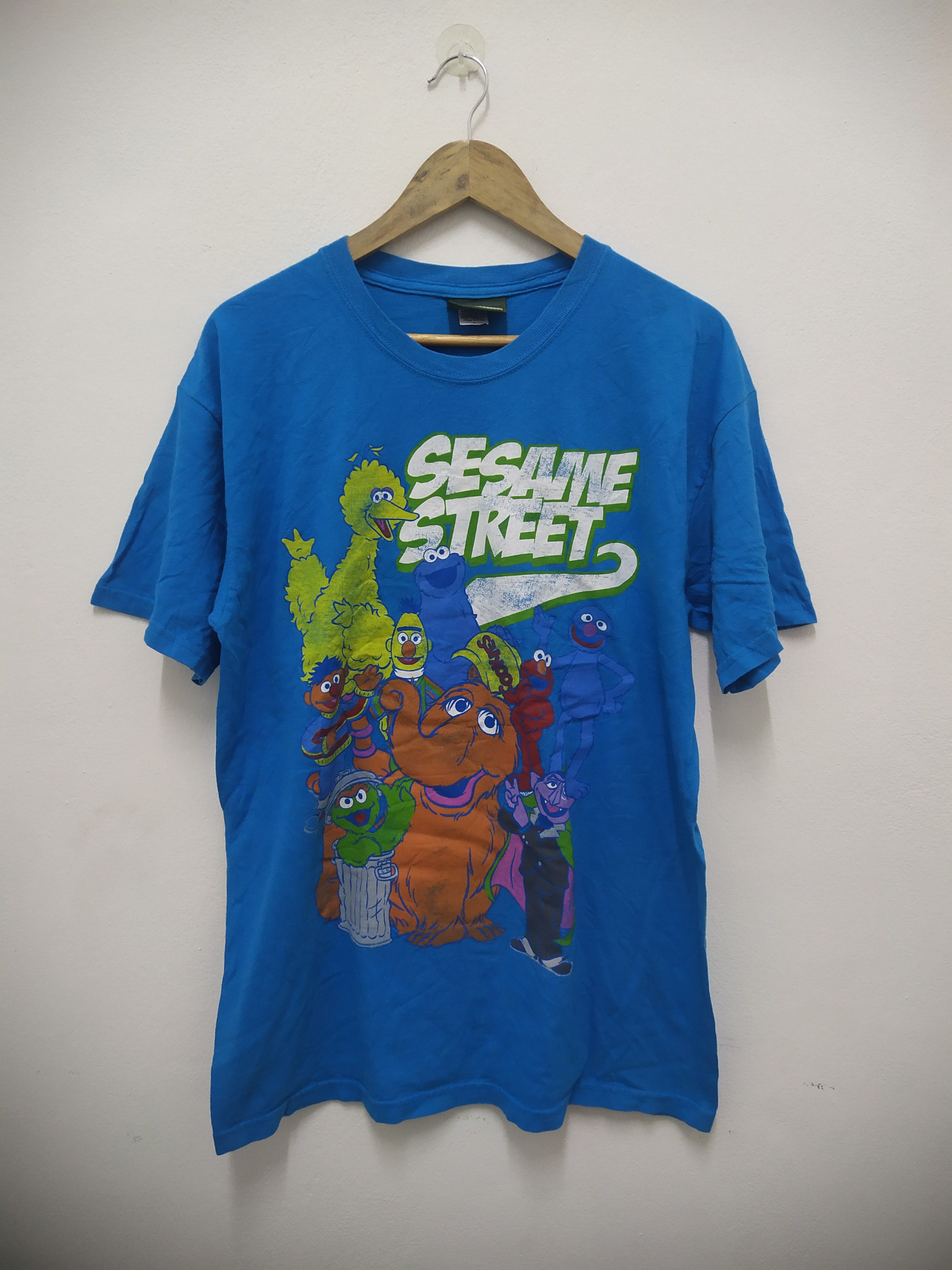 Cartoon Network Retro Sesame Street Characters Blue Graphic 90s/Y2K Vibe Size US L / EU 52-54 / 3 - 1 Thumbnail