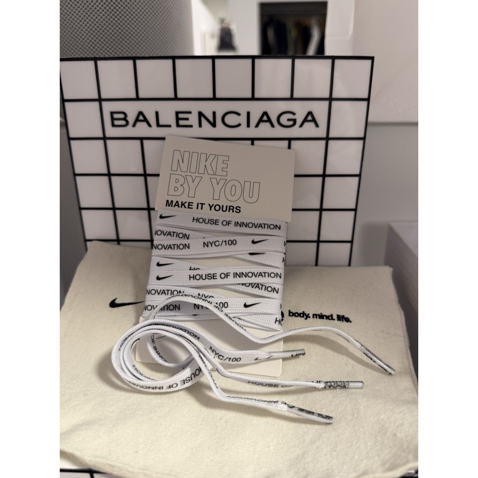 Nike Nike NYC/100 House Of Innovations Replacement Shoe Laces Size ONE SIZE - 1 Thumbnail