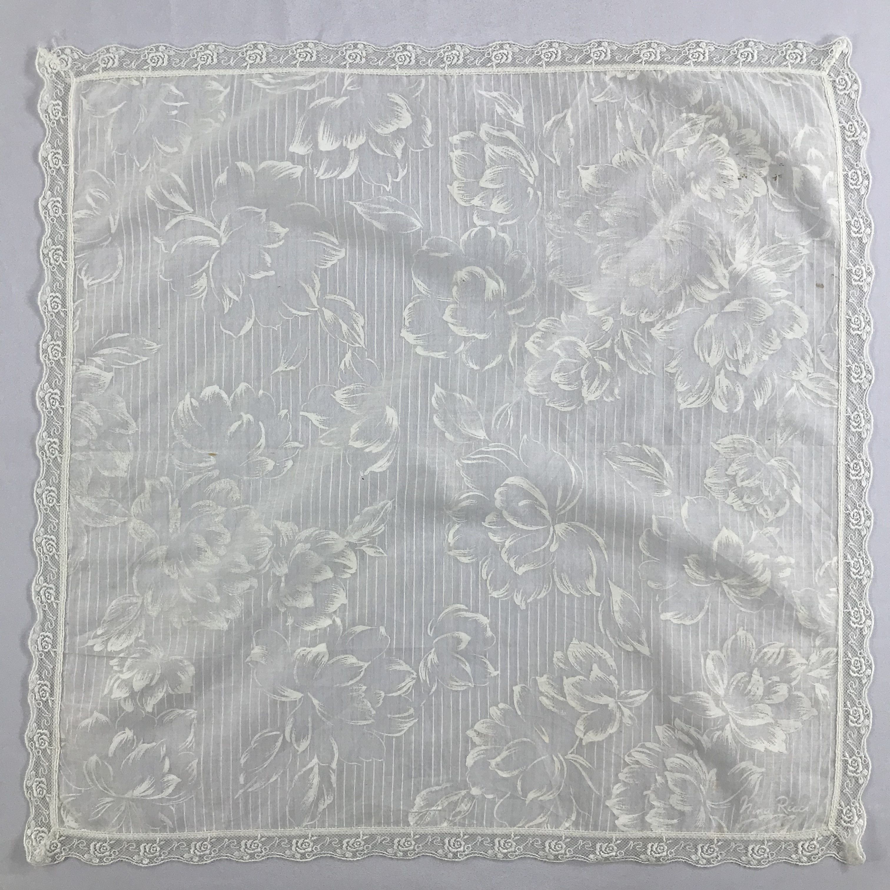 Nina Ricci × Vintage Nina Ricci Bandana / Handkerchief / Neckerchief - S2581 Size ONE SIZE - 1 Thumbnail