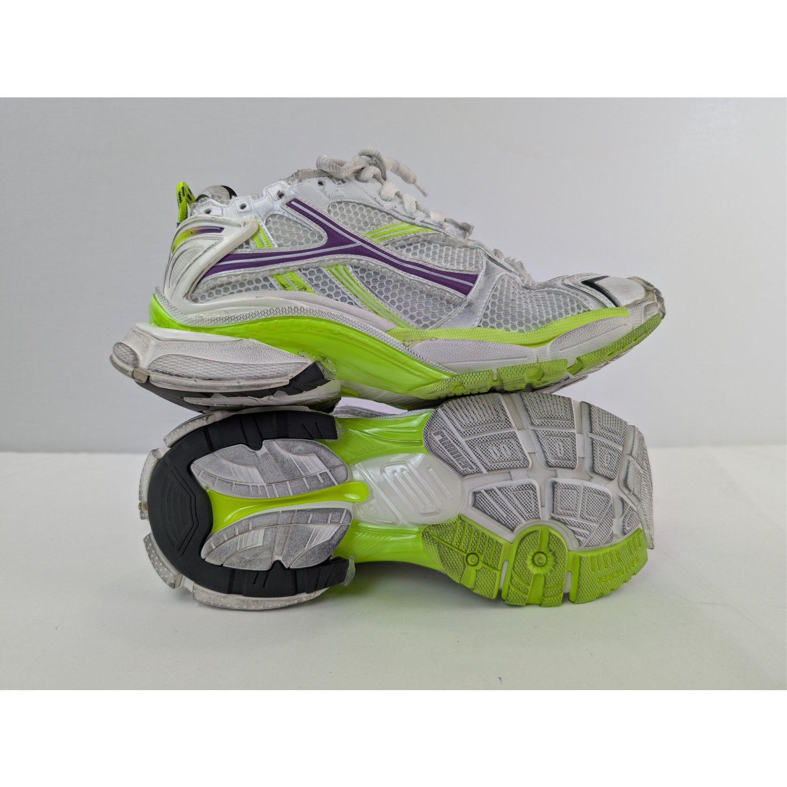 Balenciaga o1rshd1 Q:2 / Mesh Runner Sneaker in White / Fluo Yellow Size US 9 / EU 42 - 13 Thumbnail