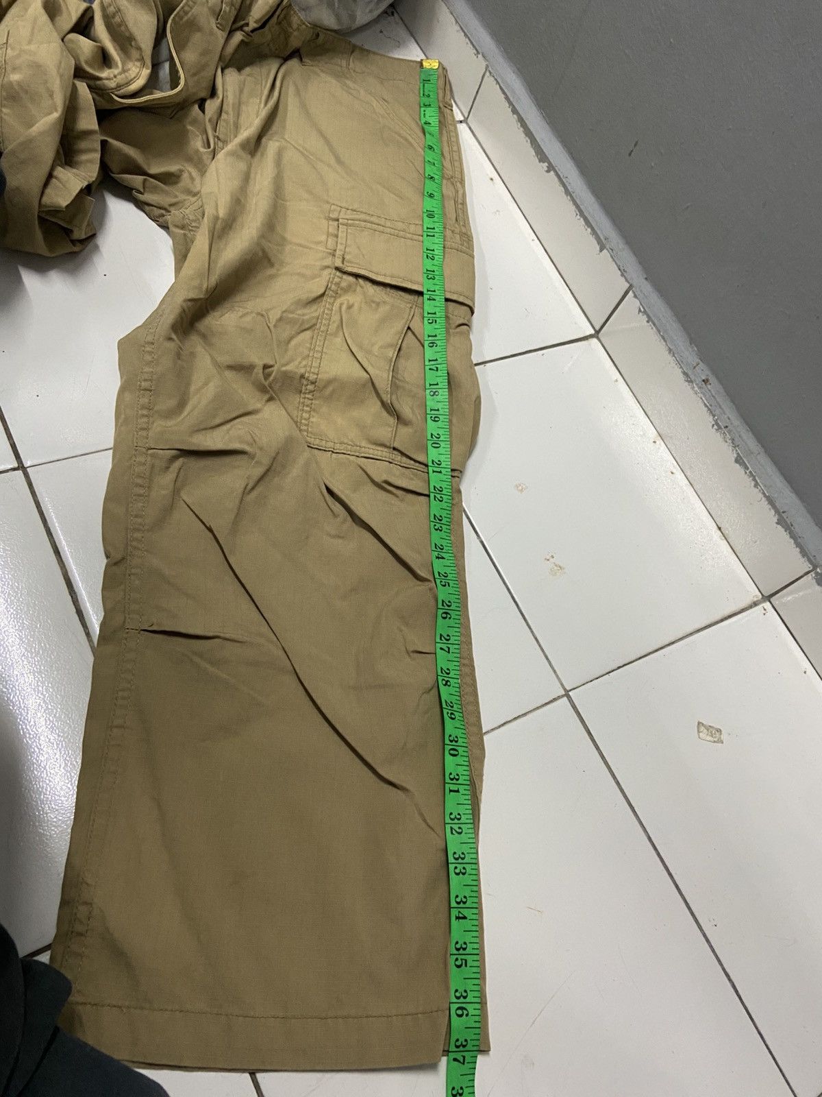Avirex AVIREX ARMED FORCES MANUFACTURER CARGO PANTS Size US 38 / EU 54 - 19 Thumbnail