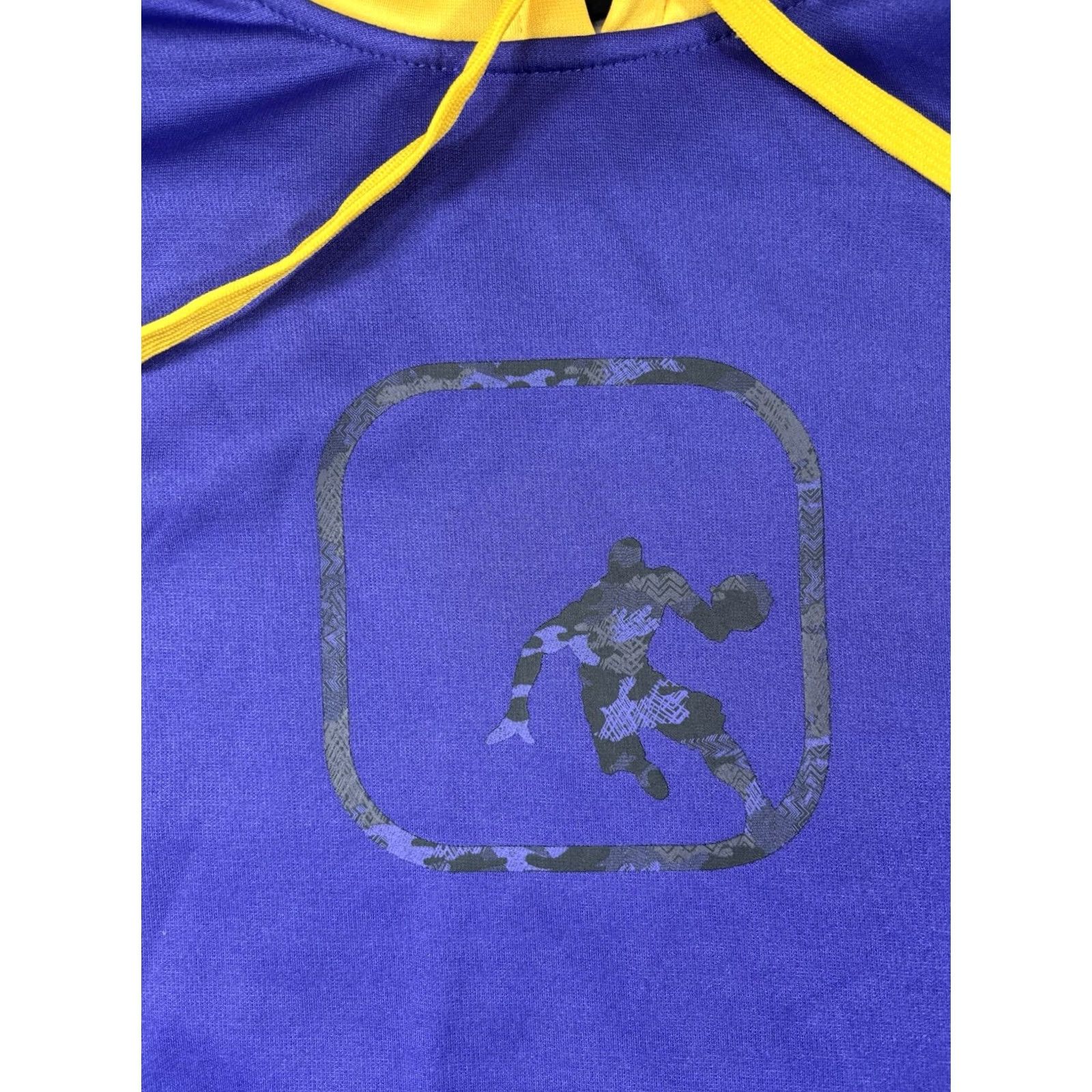 Vintage VINTAGE AND1 Sweatshirt Hoodie Men's XL Purple Gold Fleece Logo Pockets Basketball Size US XL / EU 56 / 4 - 4 Thumbnail