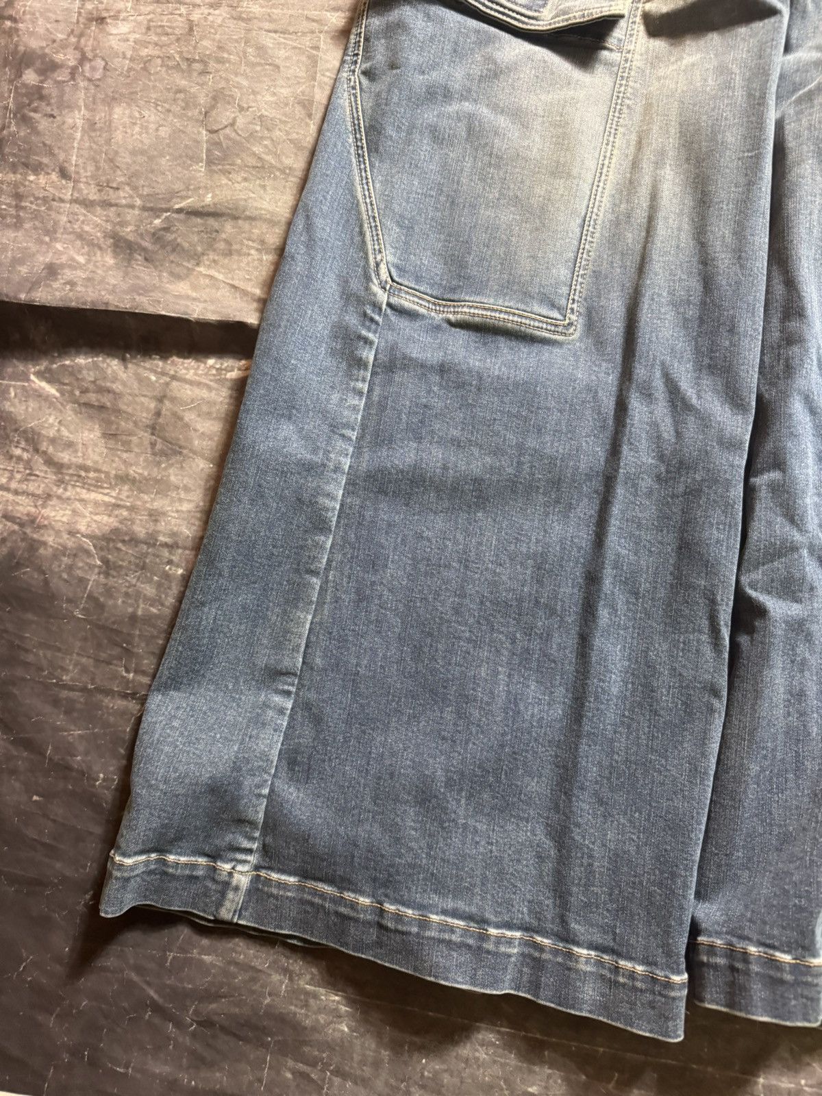 Rick Owens Drkshdw Rick Owens Drkshdw Denim Jumbo Cargo Belas in Washed Indigo Size US 30 / EU 46 - 8 Thumbnail