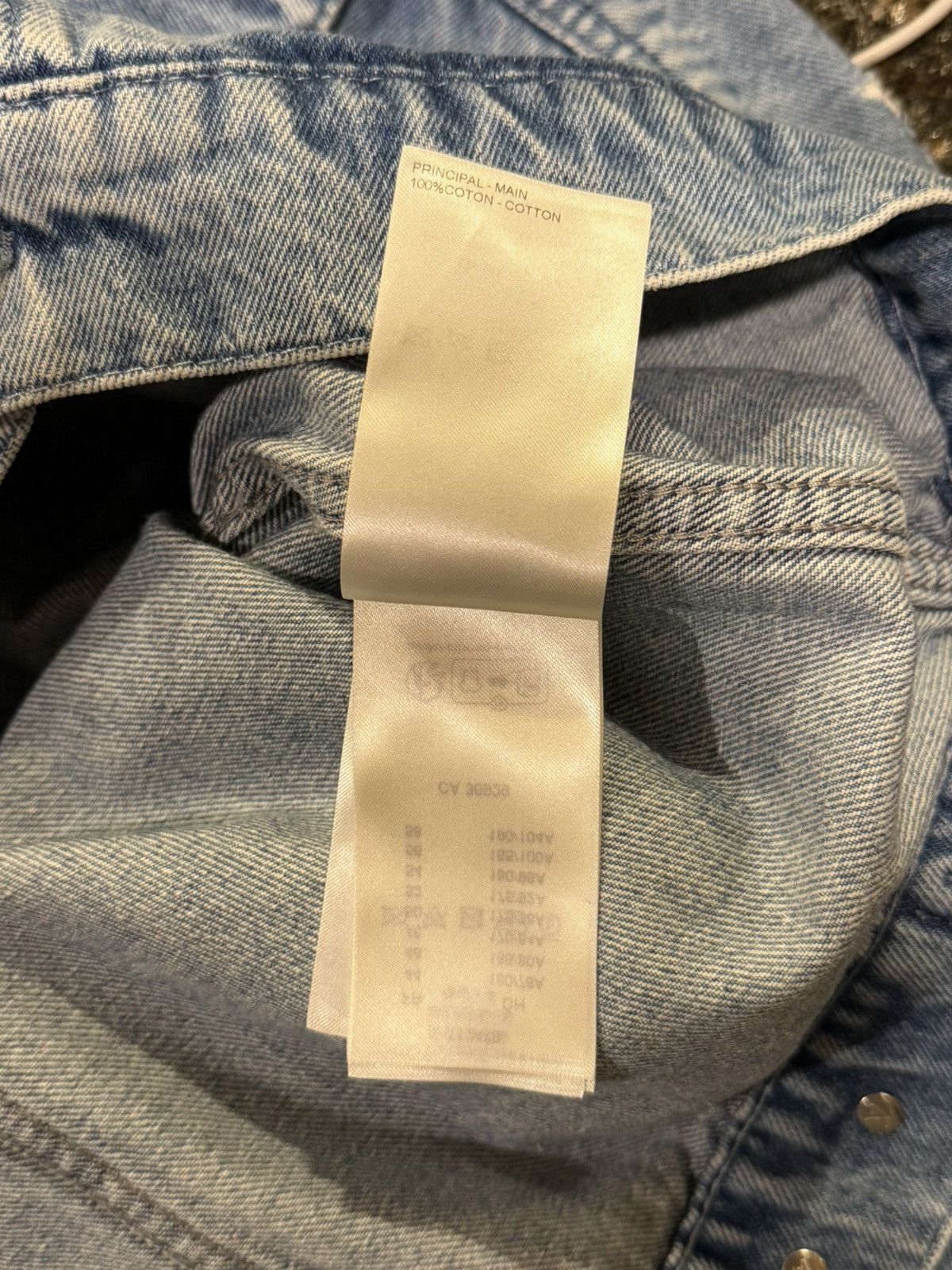 Louis Vuitton Louis Vuitton Frayed Distress Monogram Denim Trucker Jacket Size US XL / EU 56 / 4 - 20 Thumbnail