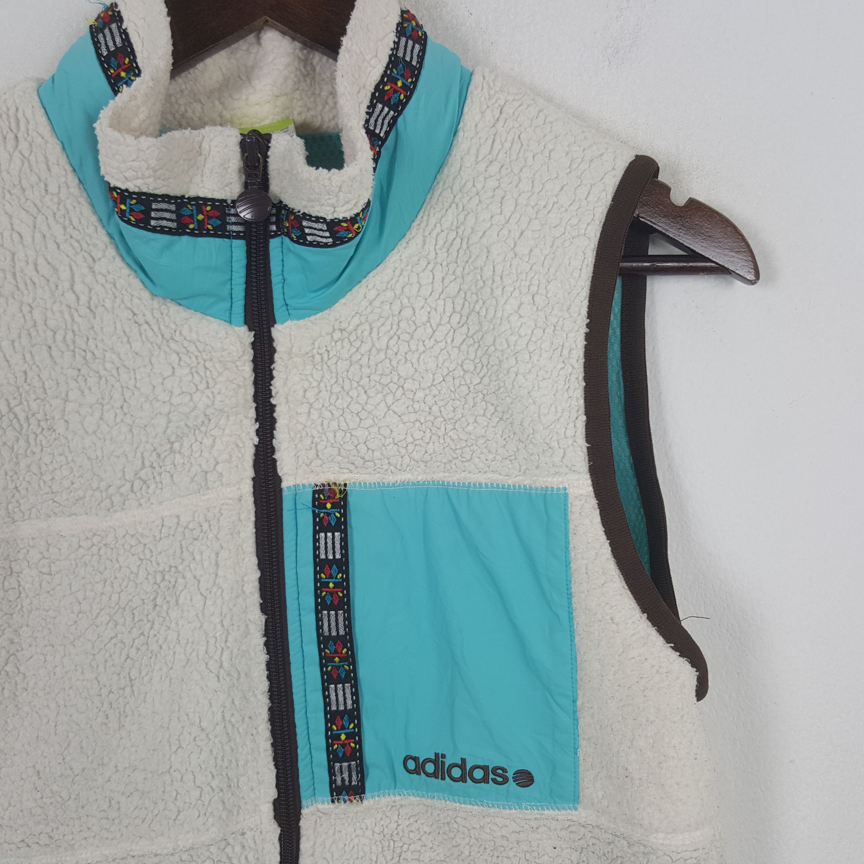 Adidas × Vintage Vintage Adidas Custom Logo Sherpa Vest Size M / US 6-8 / IT 42-44 - 4 Thumbnail