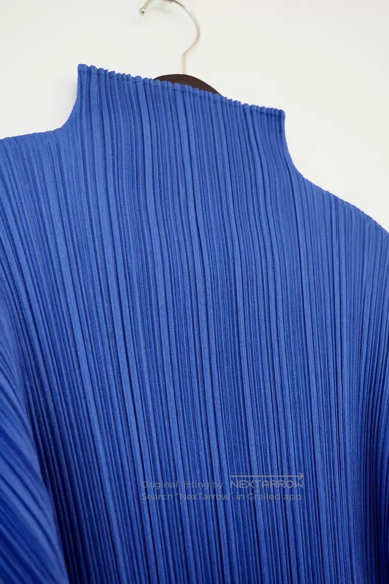 Issey Miyake Issey Miyake Right Angle Shoulder Pleated Vintage Top Size L / US 10 / IT 46 - 2 Thumbnail
