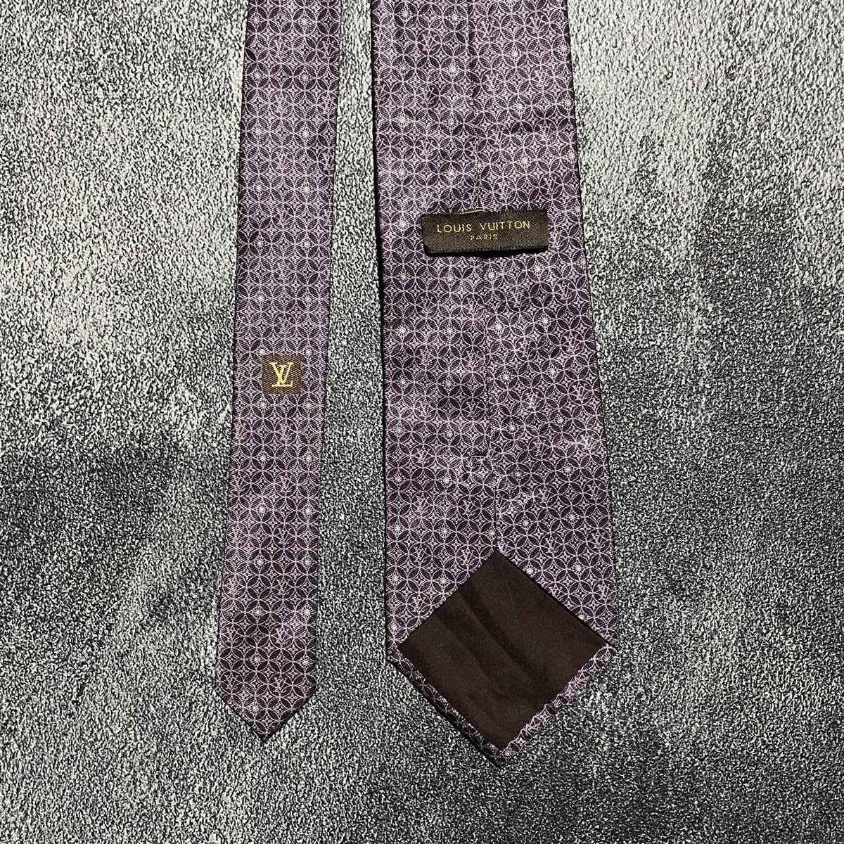 Louis Vuitton Luxury Silk Louis Vuitton Size ONE SIZE - 6 Thumbnail