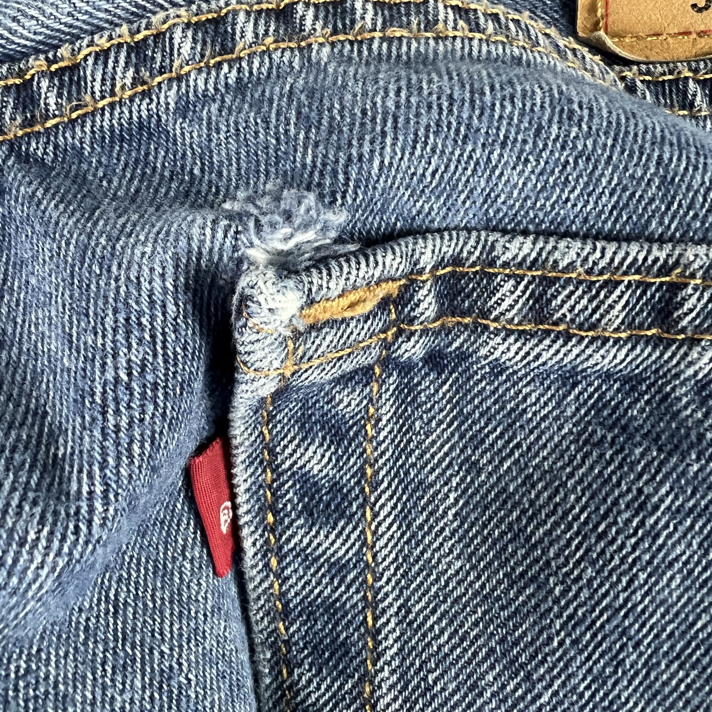 Levi's Levi's Jeans 505 Straight Leg Blue Faded Cotton Denim Size US 34 / EU 50 - 2 Thumbnail