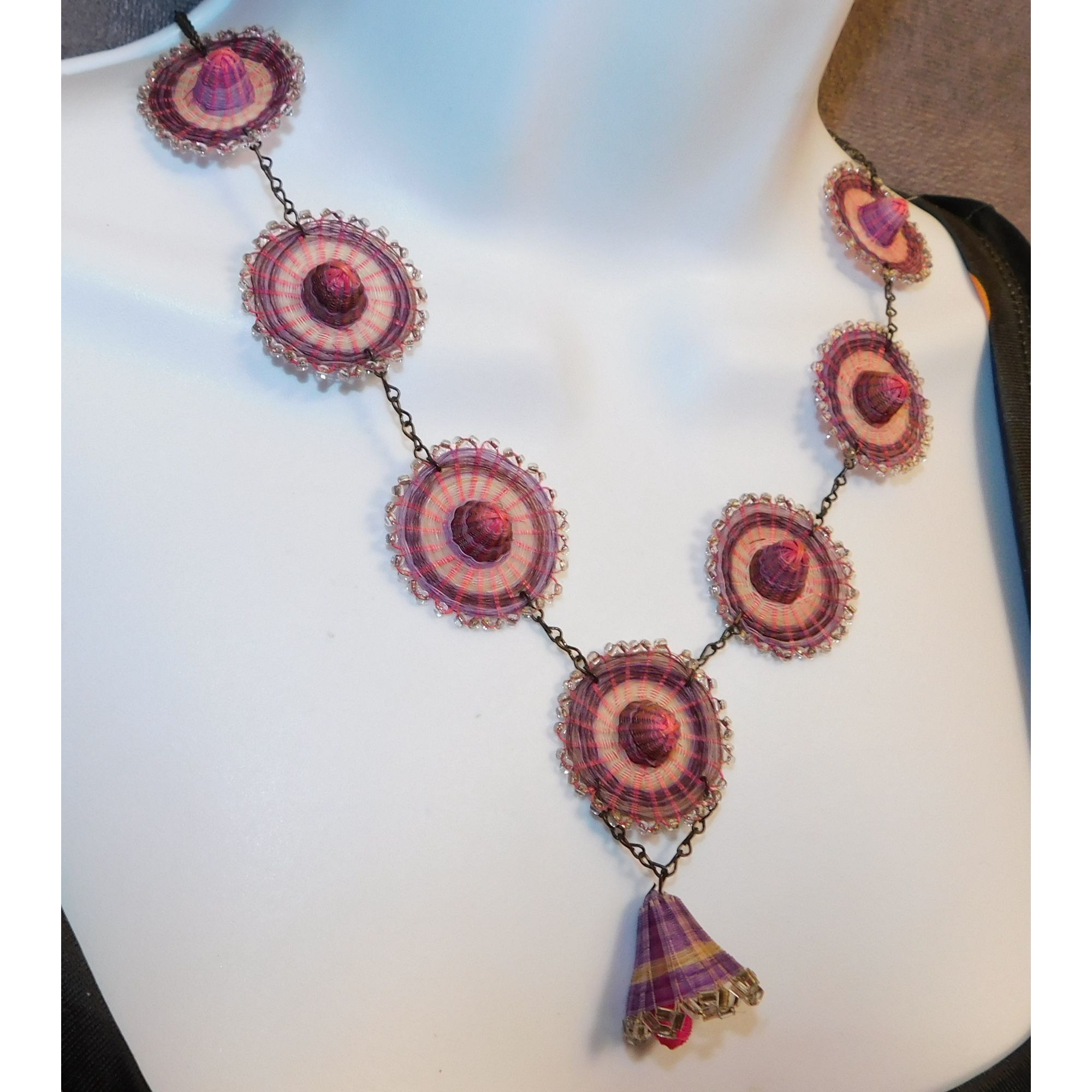 Other Vintage Purple And Pink Woven Sombrero Necklace Size ONE SIZE - 4 Thumbnail