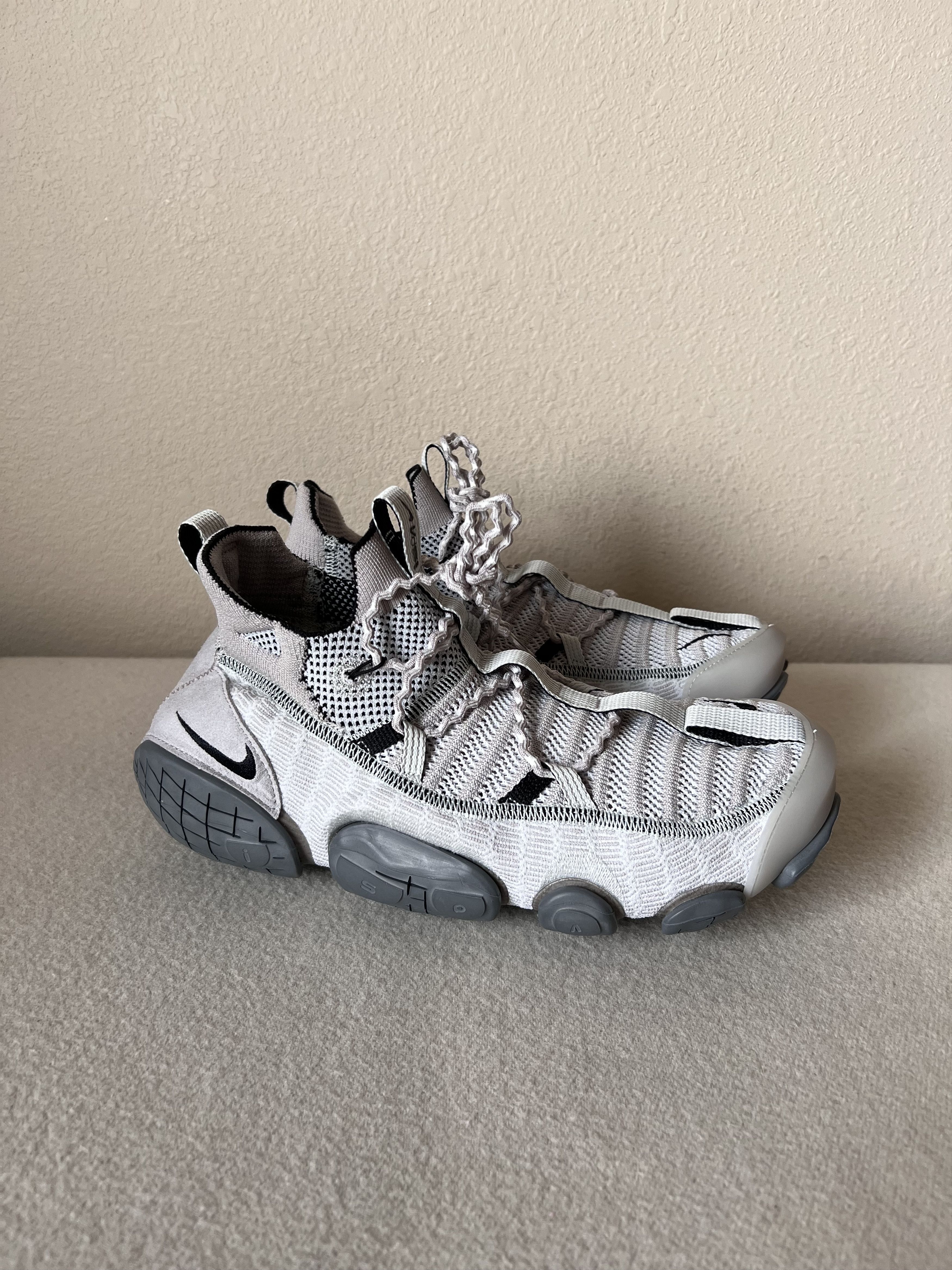 image of Nike Ispa Link Sneakers In Light Iron in Grey, Men's (Size 10)