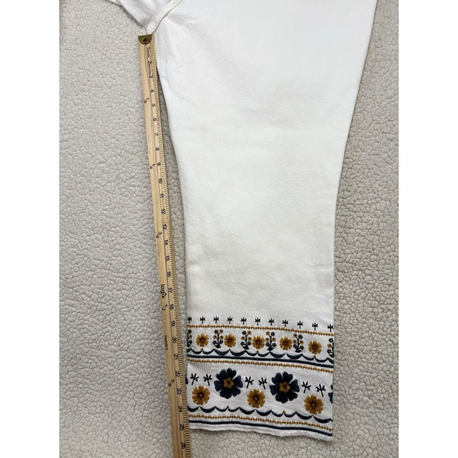 Vintage Driftwood Colette White Floral Embroidered Cropped Straight Jeans Plus Size 22 W Size 40" / US 18 - 7 Thumbnail