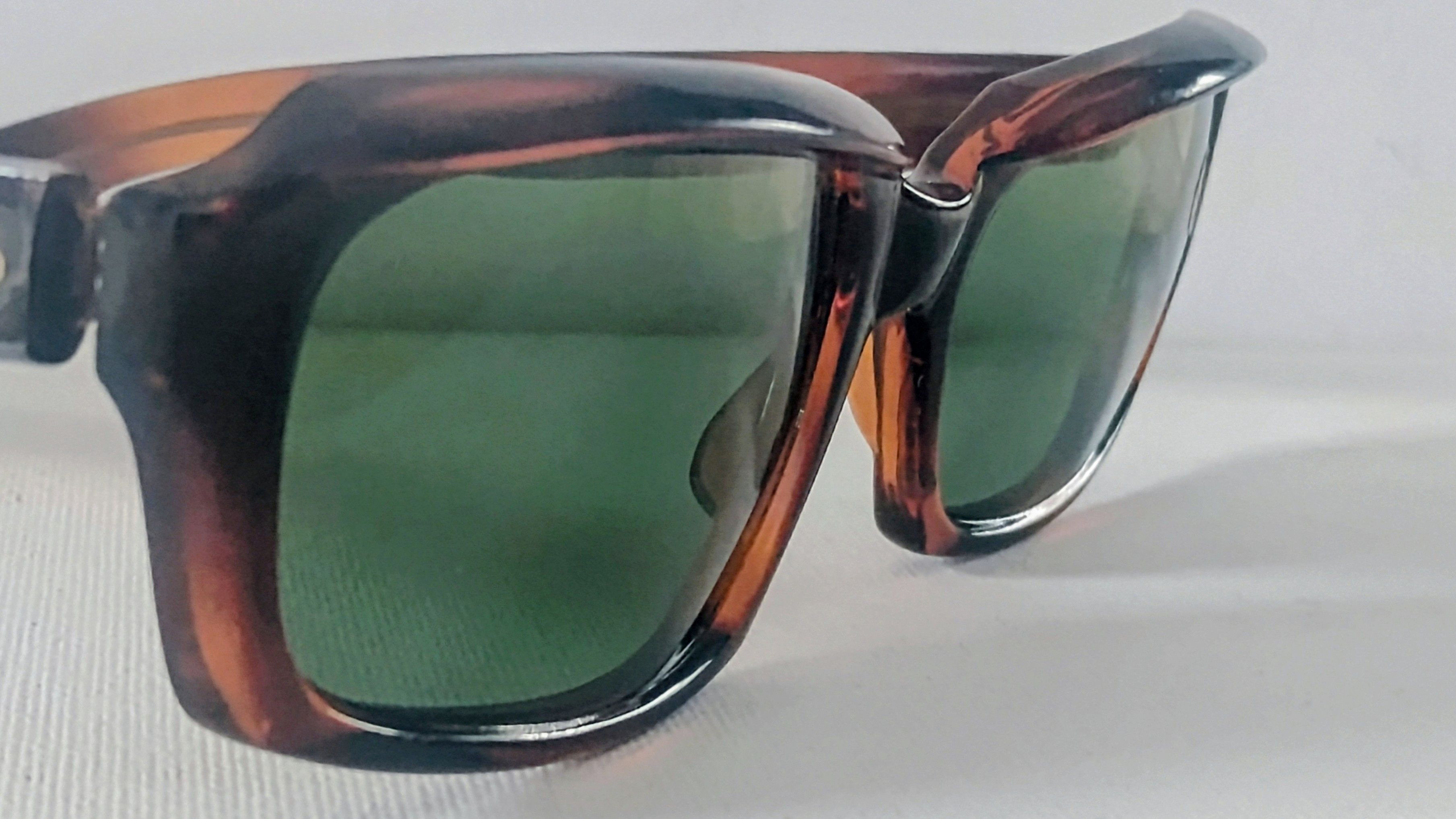 Vintage Vintage Large Faux Tortoise Sunglass NOS ITALY Size ONE SIZE - 3 Thumbnail