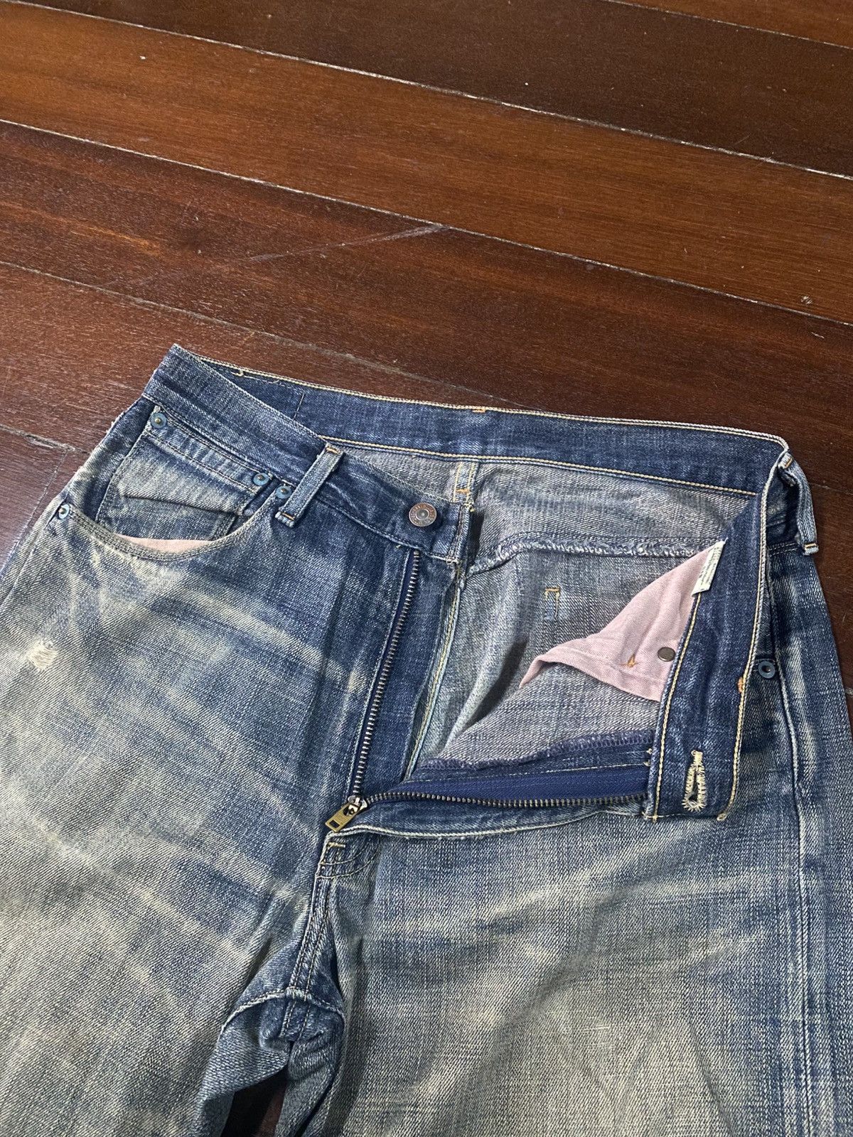 Levi's Rare Levi’s 553 Fade Denim mud wash distressed selvedge Size US 33 - 9 Thumbnail