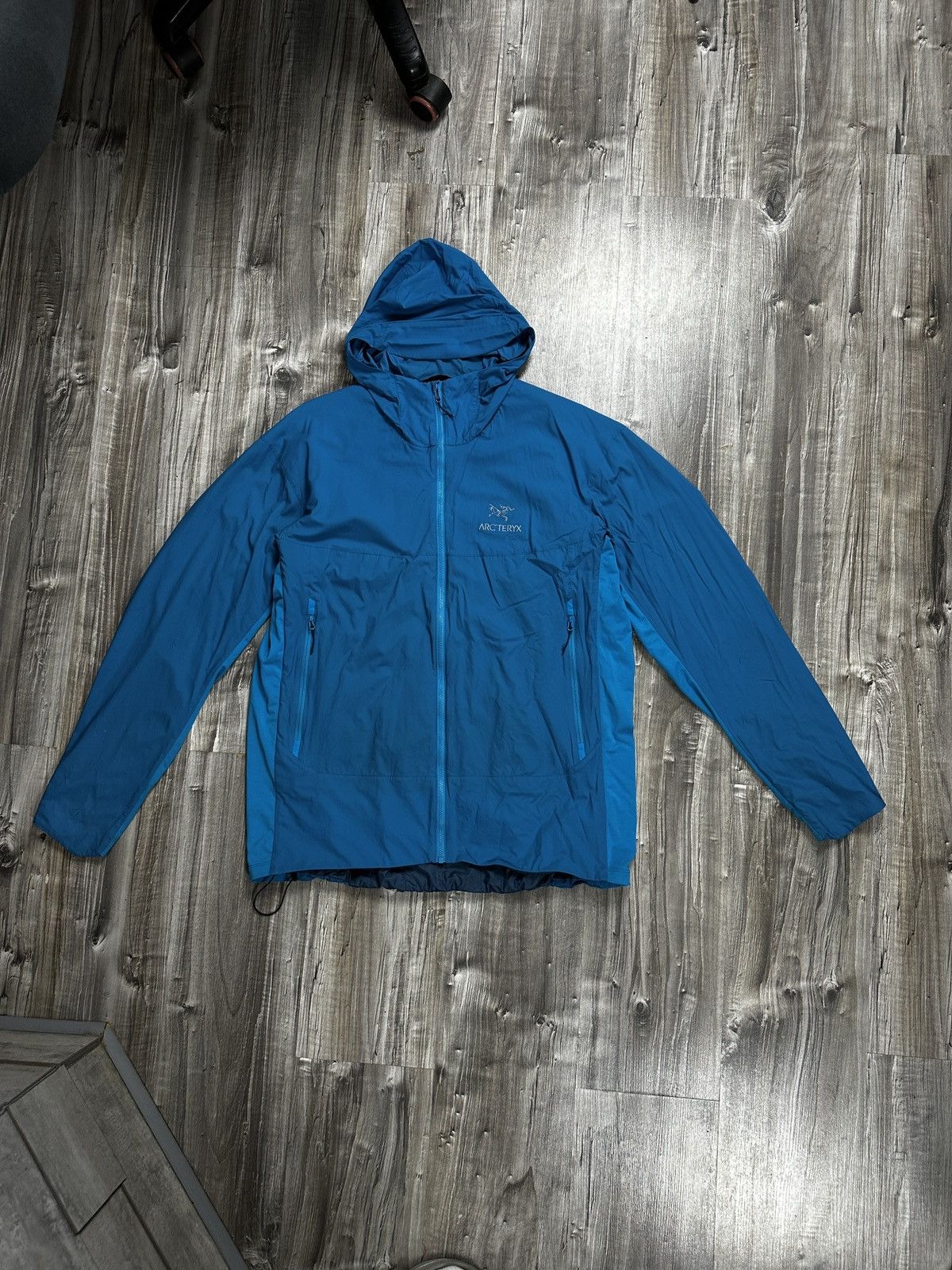 image of Arcteryx Arc'teryx Atom Lt Jacket in Blue, Men's (Size XL)