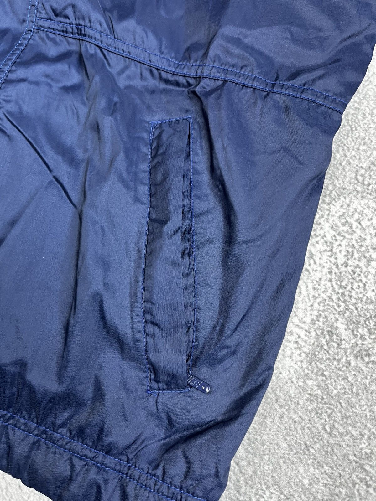 Nike Nike vintage jacket size L 90 s Size US L / EU 52-54 / 3 - 4 Thumbnail