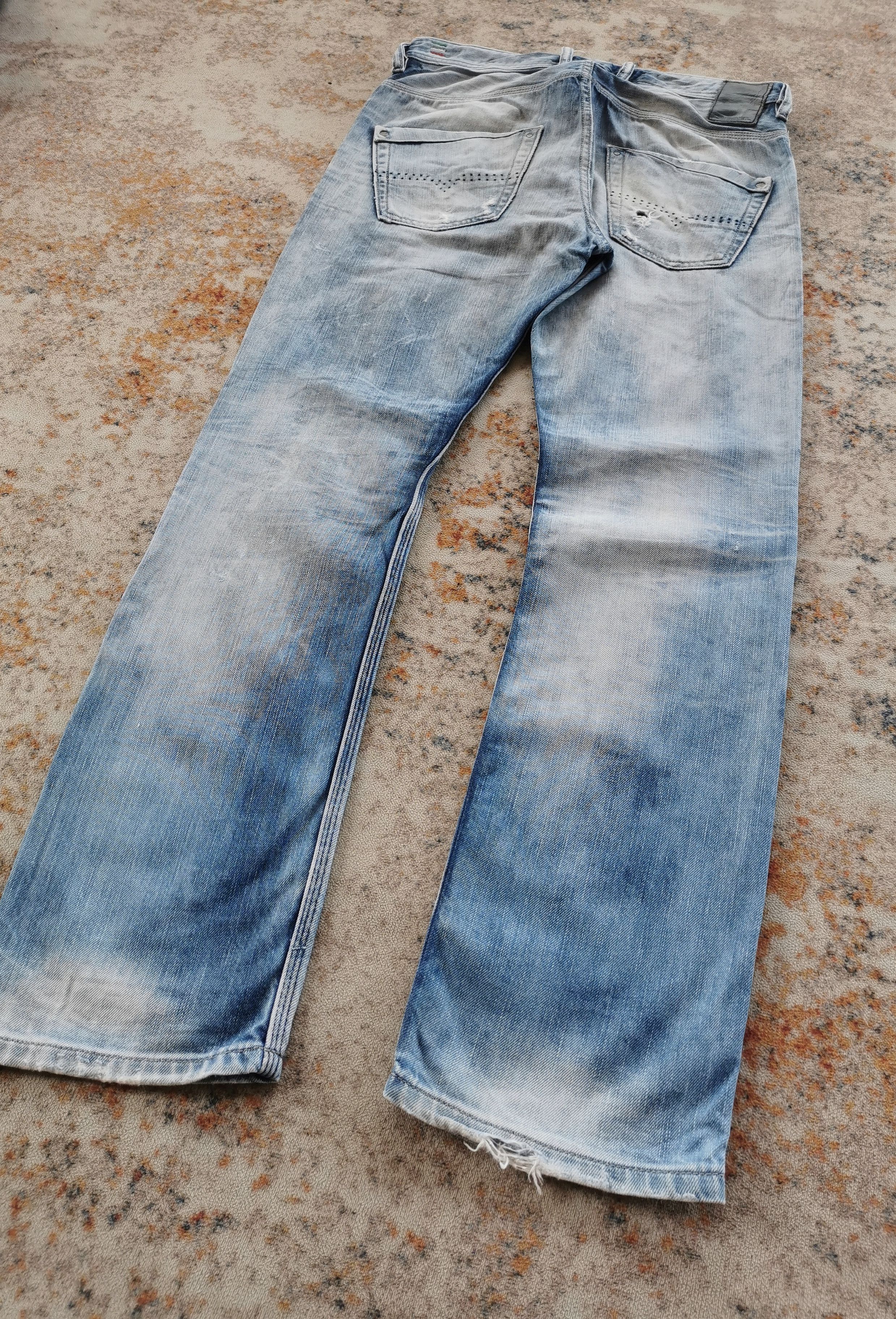 Diesel Diesel Blue Eyecons 2012/2 Edition Slim Straight- Y154 Size US 30 / EU 46 - 9 Thumbnail