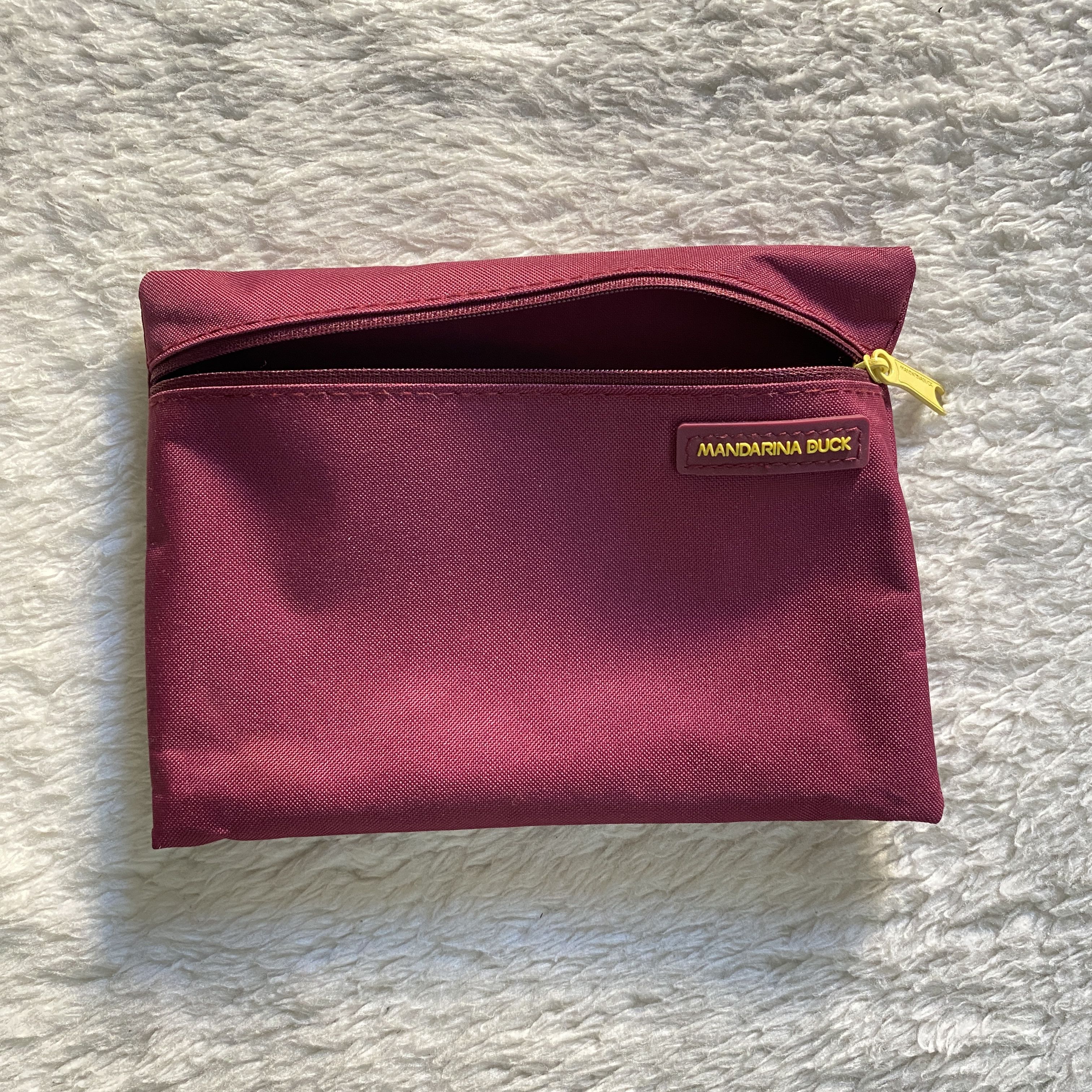 Mandarina Duck Mandarina Duck Amenity Kit Bag – Red – Brand New Size ONE SIZE - 6 Thumbnail