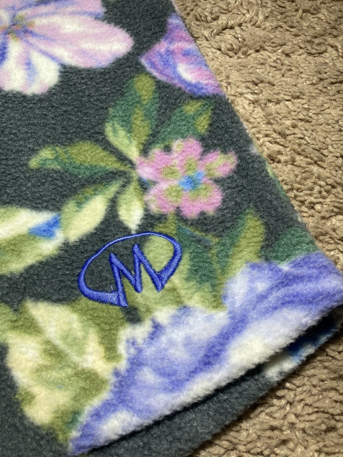 Martine Rose SS21 Martine Rose Black Floral Fleece Sweatshorts Logo 2021 Size US 30 / EU 46 - 2 Thumbnail