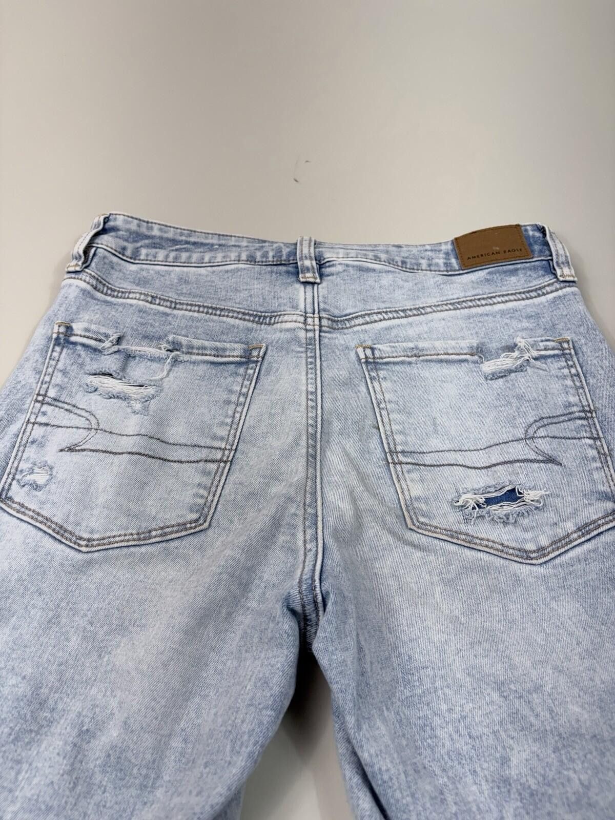 American Eagle Outfitters American Eagle Woman’s Light Wash Distressed Jeggings Size 6 Size 28" / US 6 / IT 42 - 7 Thumbnail