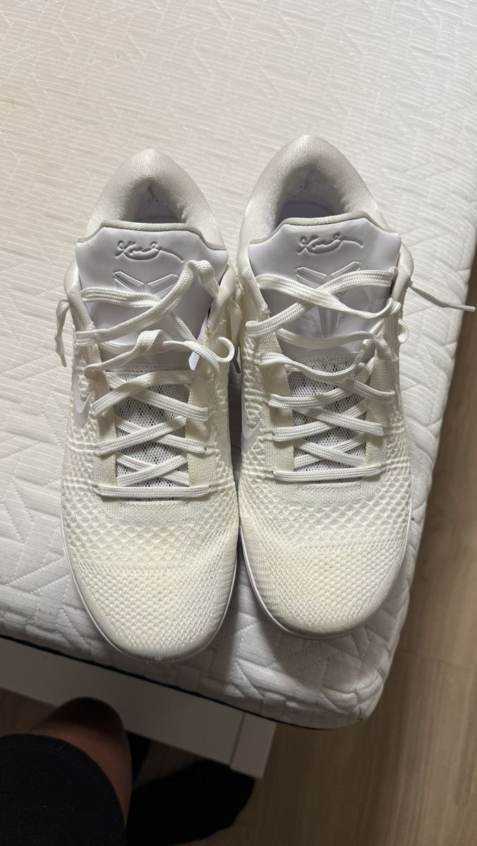 Nike Nike Kobe 9 Elite Protro “White Halo” Size US 12.5 / EU 45-46 - 2 Thumbnail
