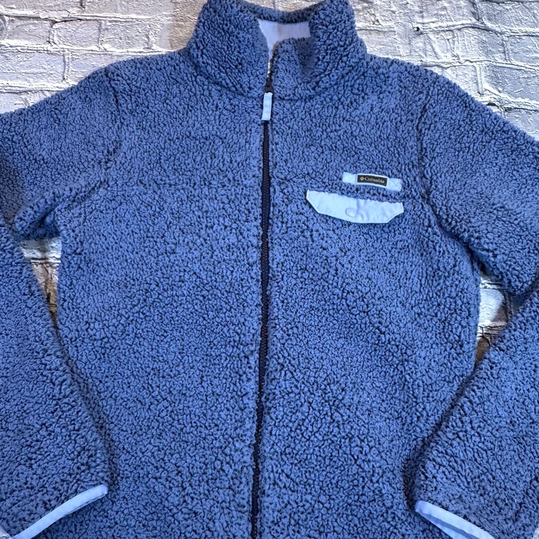 Vintage VINTAGE Columbia Blue Sherpa Fleece Full Zip Logo Pocket Jacket Women M Blue Sherpa Fleece Full Zip Logo Pocket Classic Outdoor 90s Womens Size M / US 6-8 / IT 42-44 - 4 Thumbnail