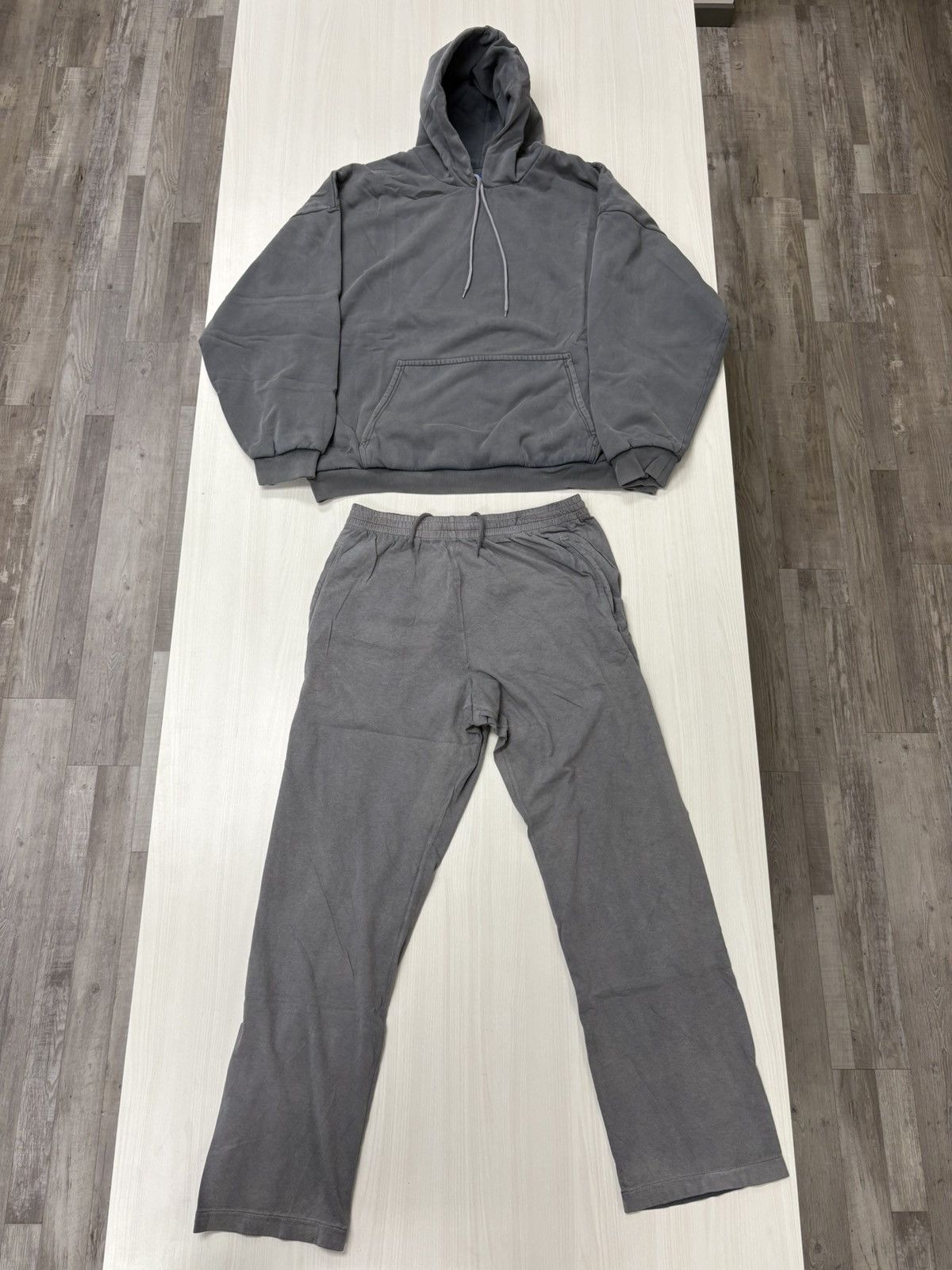 Balenciaga × Kanye West × Yeezy YZY x GAP Hoodie & Thin Sweats Poetic Grey Size US L / EU 52-54 / 3 - 2 Thumbnail