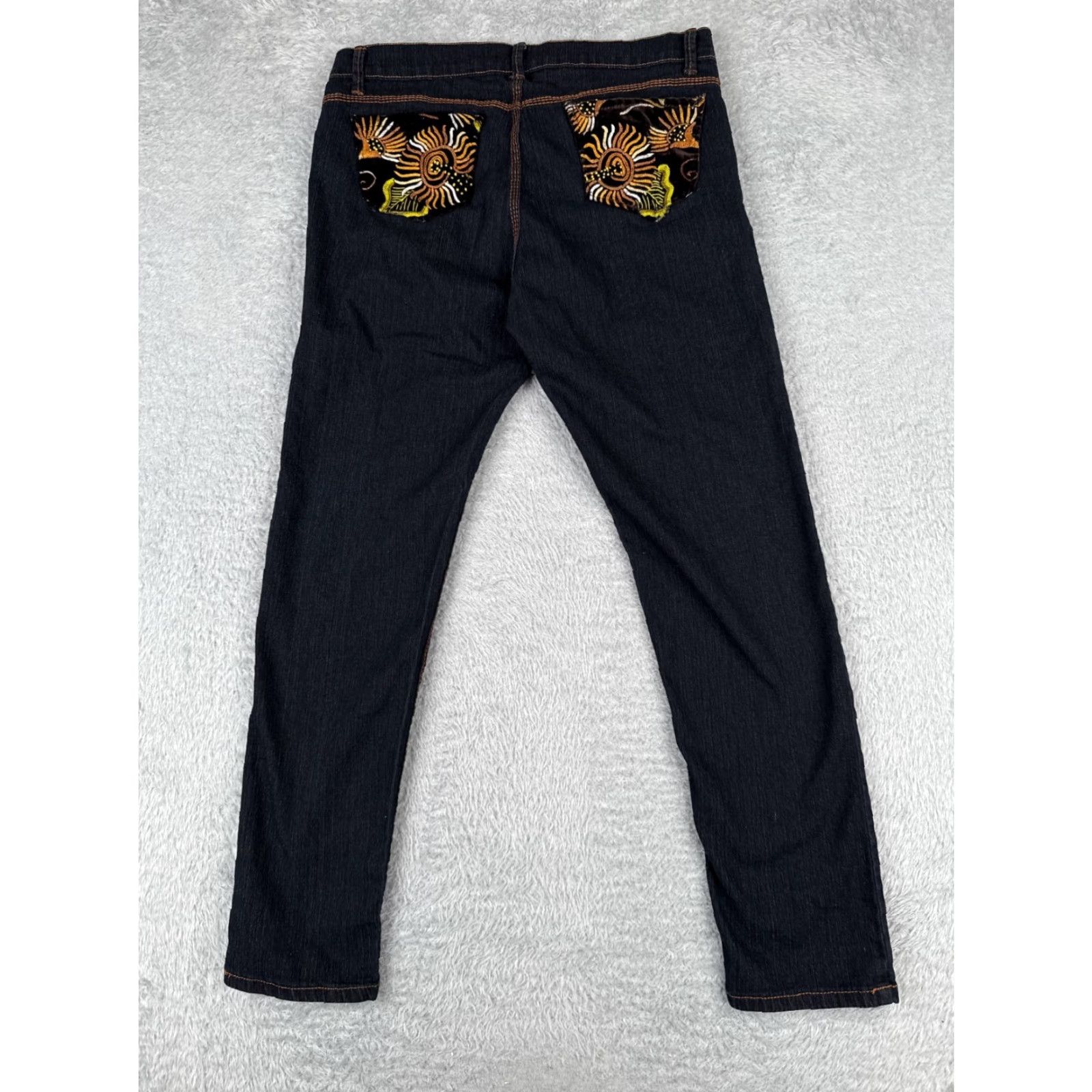 Denime VINTAGE Jeans Women 15 Black Denim Straight Leg Embrodiered Floral Mexico Duuba 32x28 Size 36" / US 14 / IT 50 - 2 Thumbnail