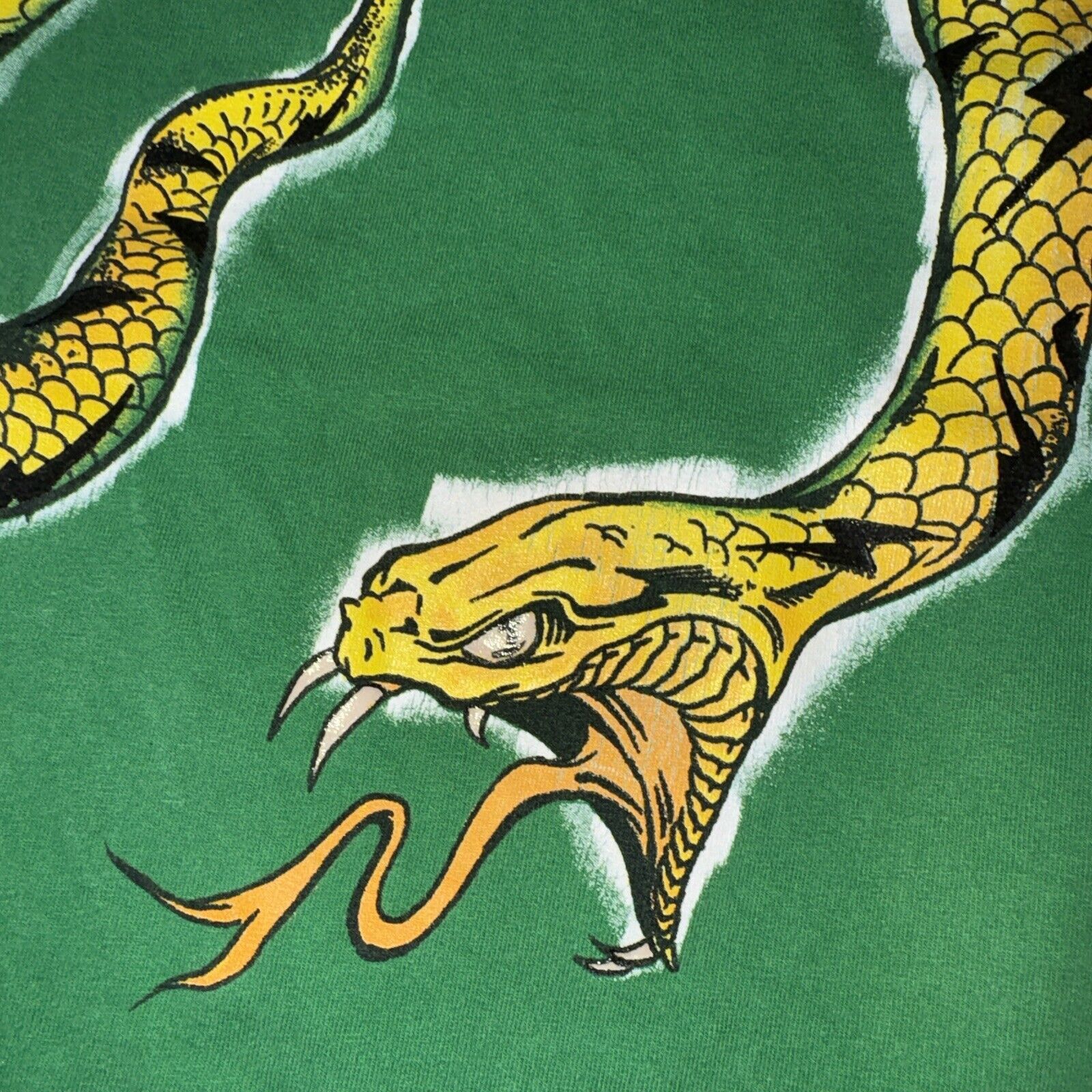 Japanese Brand × Vintage Viper Snake Wrap Around T-Shirt Small 17x22 Green Size S / US 4 / IT 40 - 3 Thumbnail