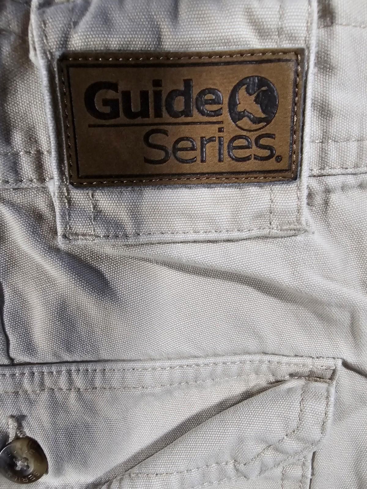 Guide Series Guide Series Sz 44 Cargo Shorts Beige Ivory Size US 44 / EU 60 - 8 Thumbnail