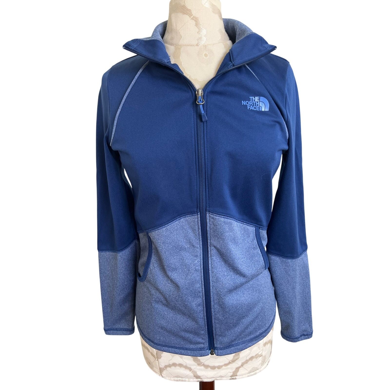 The North Face The North Face Blue Softshell Full Zip Athletic Jacket Small Size S / US 4 / IT 40 - 1 Thumbnail