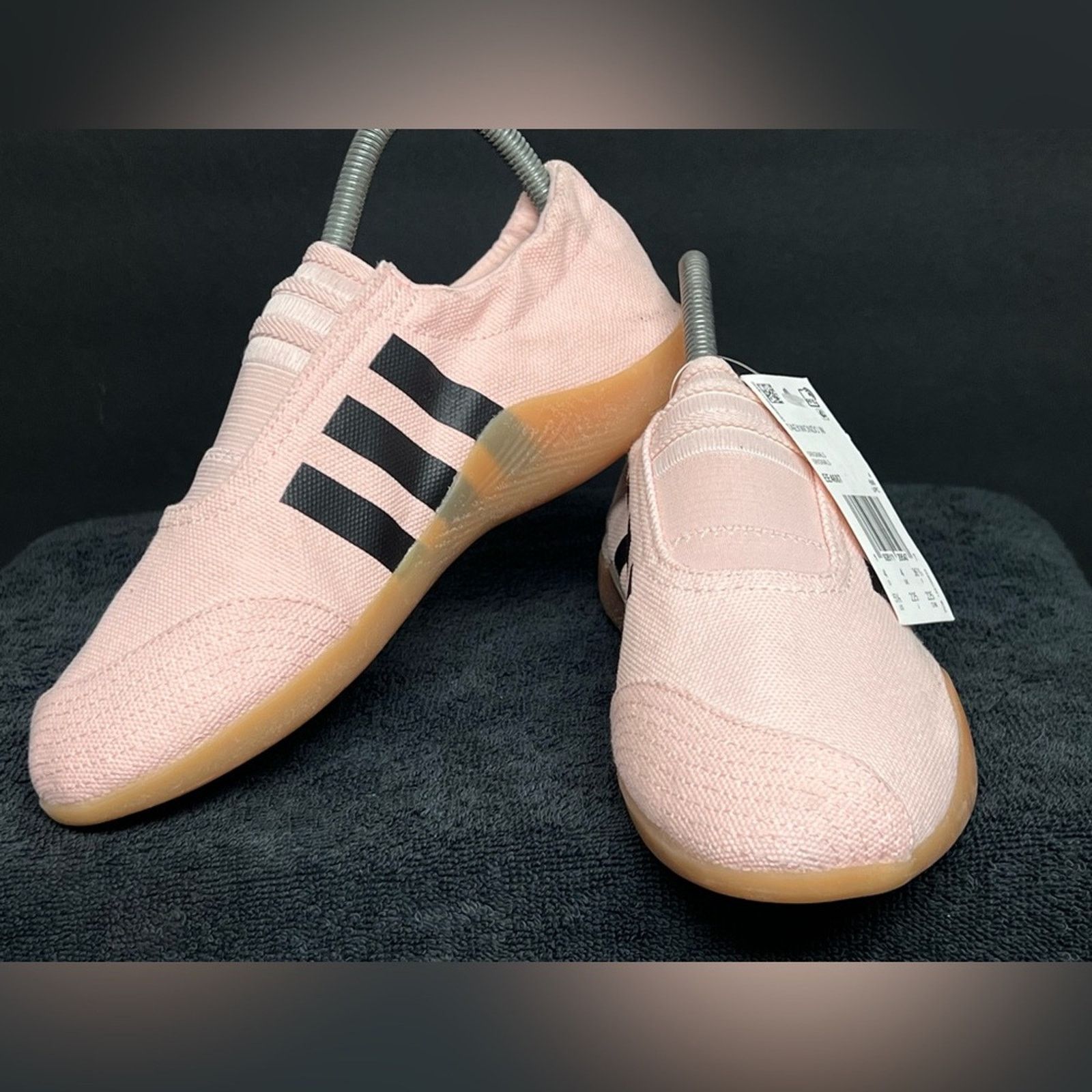 Adidas adidas Taekwondo 'Icey Pink Core Black' Women’s NWT RARE Size US 5.5 / IT 35.5 - 3 Thumbnail