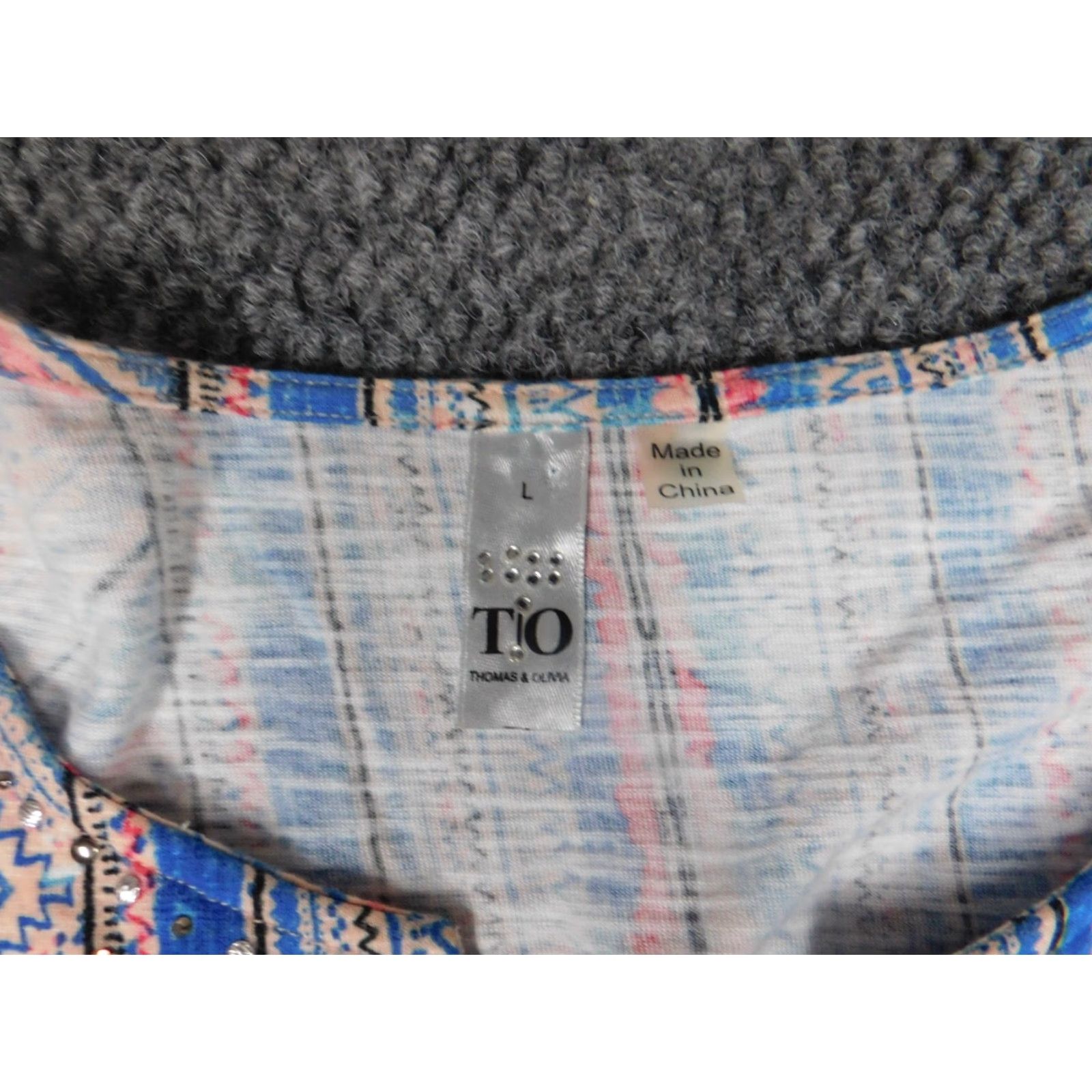 Vintage Thomas & Olivia Womens Blouse L Blue Stretch Pullover Casual 3/4 Sleeve Cap Sleeve Button Polyester Classic, Regular Fit Size L / US 10 / IT 46 - 7 Thumbnail