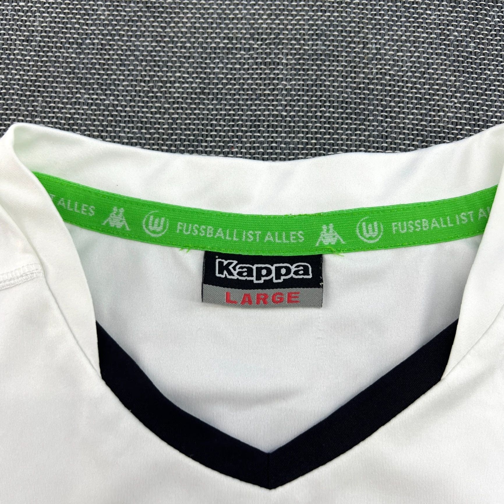 Kappa Kappa Football Shirt Mens Large White VFL Wolfsburg 2014 2015 Training Jersey Moisture Wicking Quick Dry Size US L / EU 52-54 / 3 - 5 Thumbnail