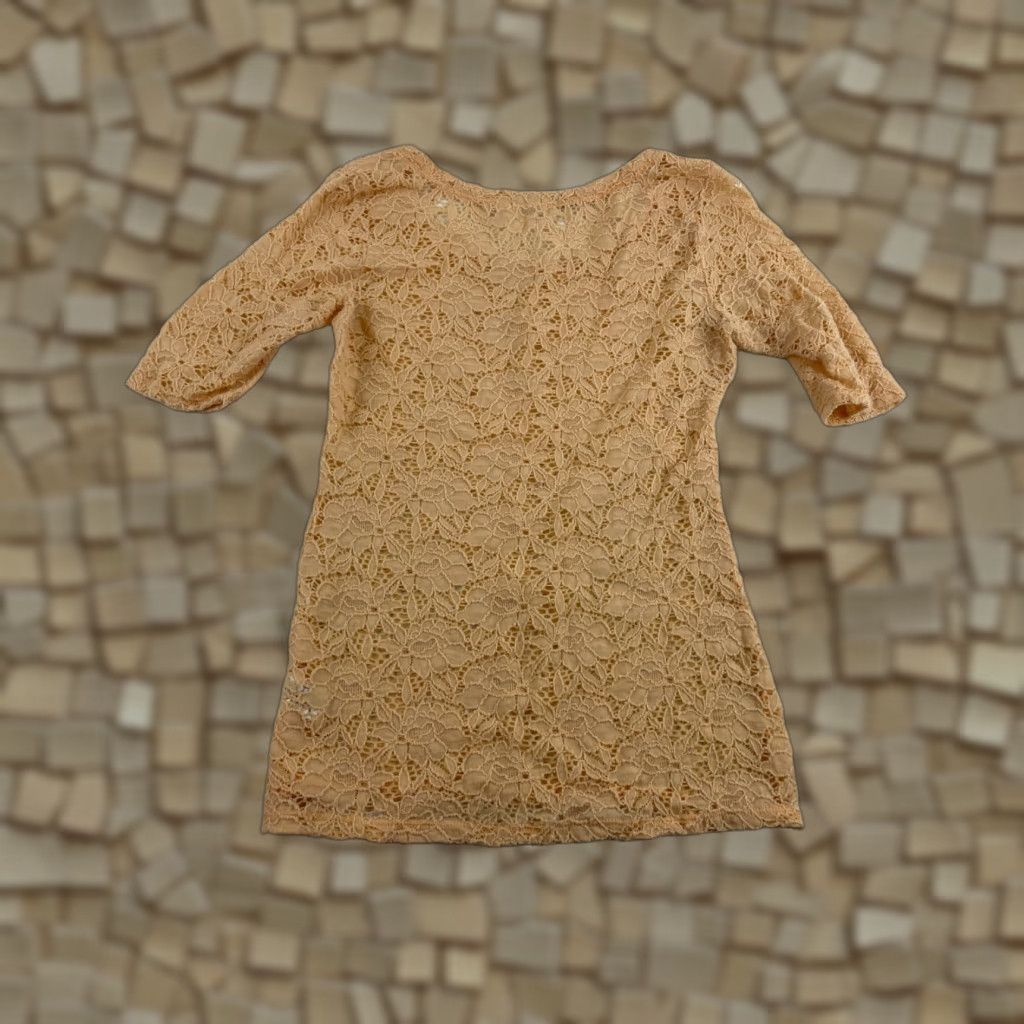 Vintage Maurices T-Shirt Women S Peach Lace Crochet Round Neck Short Sleeve Tee Size S / US 4 / IT 40 - 1 Thumbnail