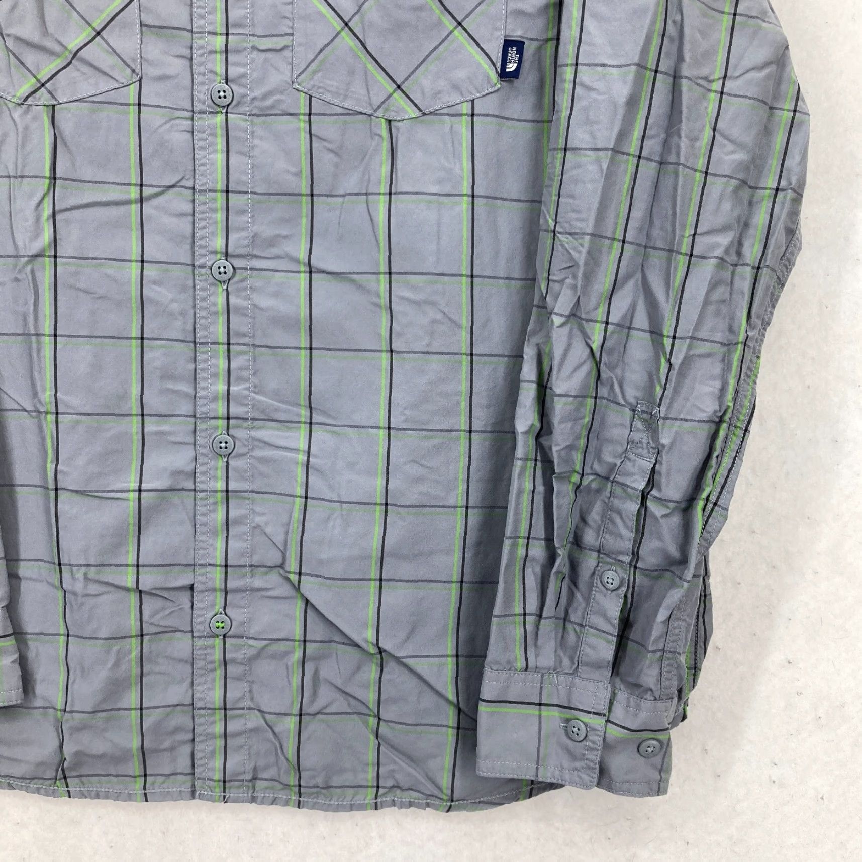The North Face The North Face Mens XL Vented Fishing Shirt Gray Plaid Nylon Outdoors Camp Button-Up Short Sleeve? Size US XL / EU 56 / 4 - 3 Thumbnail