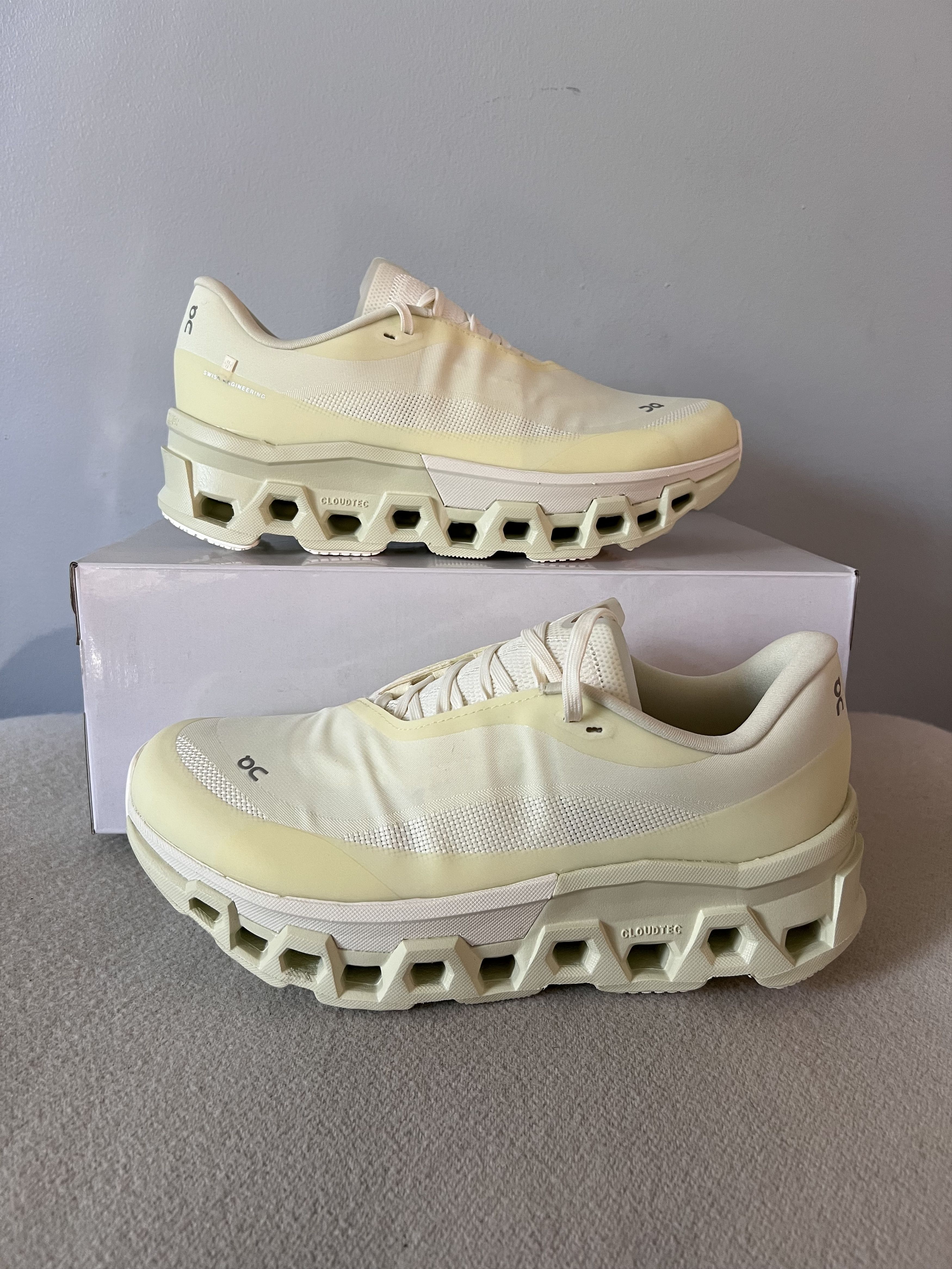 On × POST ARCHIVE FACTION (PAF) Post Archive Faction ON Cloudmonster 2 PAF in Seedling White Size US 8.5 / EU 41-42 - 2 Thumbnail