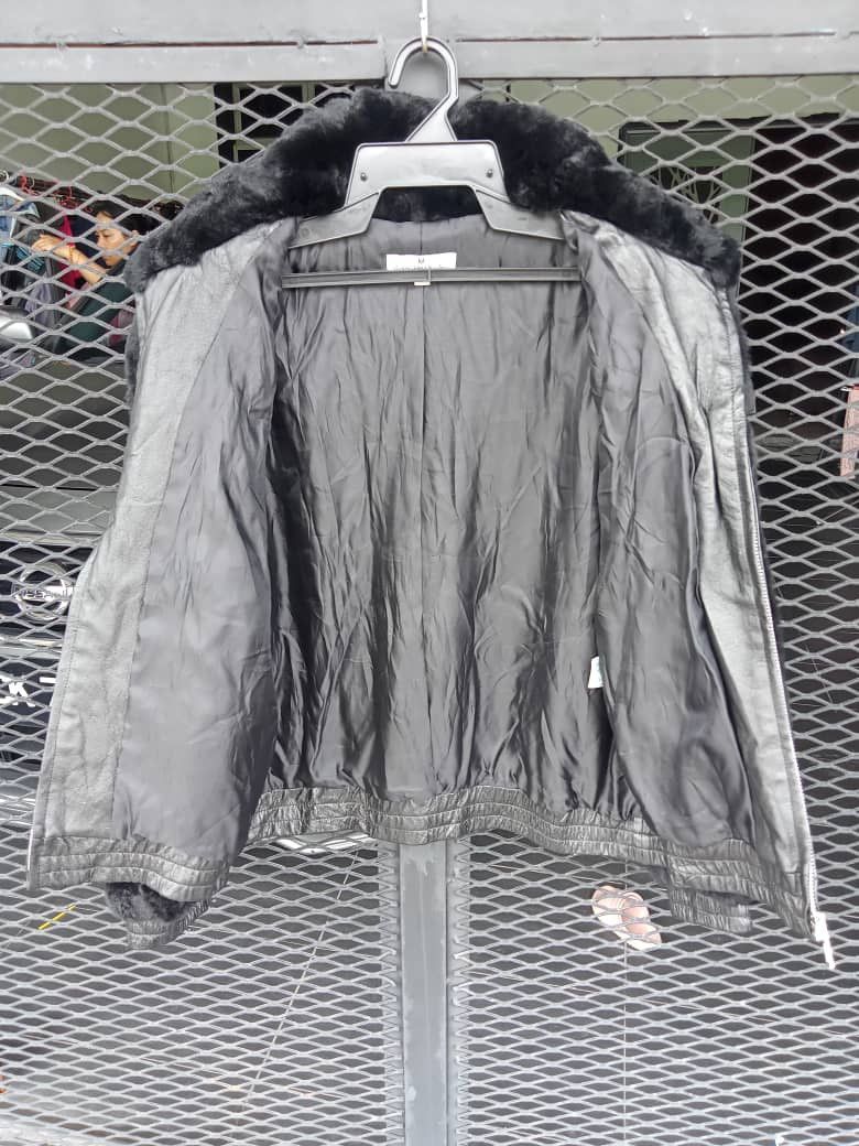 Japanese Brand Moda Valentino Italy Mink Fur Jacket Size M / US 6-8 / IT 42-44 - 4 Thumbnail