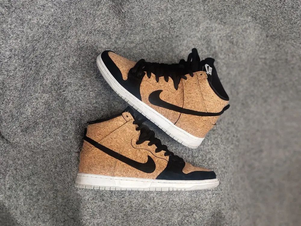Nike Rare Nike SB Dunk High Premium SB Cork Authentic Sneakers Size US 10 / EU 43 - 1 Thumbnail