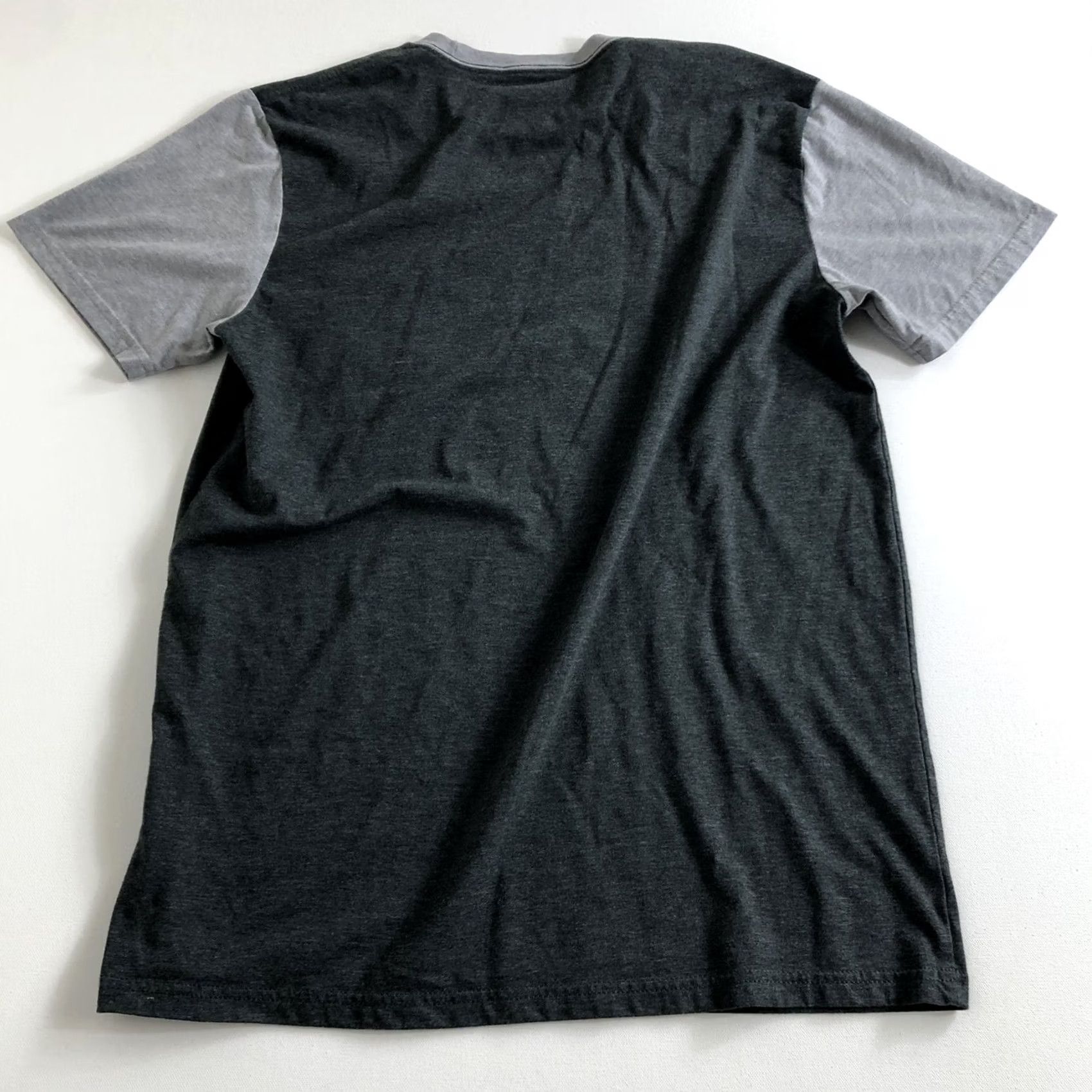 Oakley Oakley T Shirt Mens Size M Gray Regular Fit Short Sleeve Cotton Graphic Tee Size US M / EU 48-50 / 2 - 3 Thumbnail
