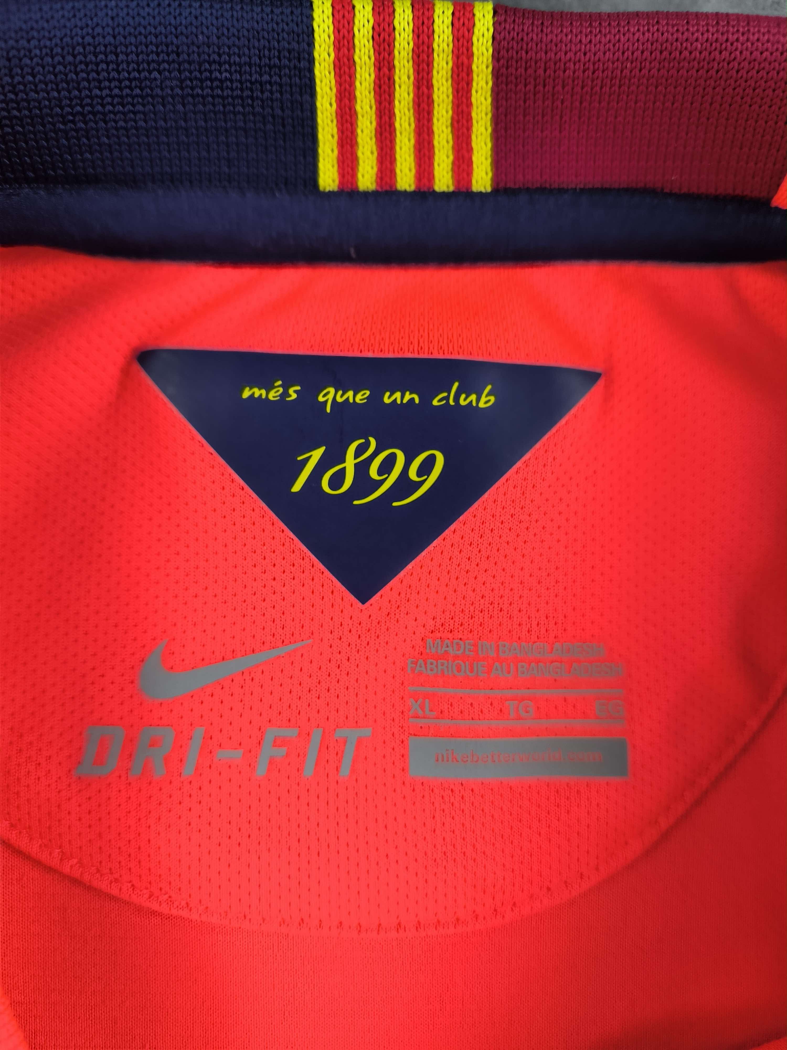 Nike FC Barcelona 2014-15 Nike away football jersey size XL Size US XL / EU 56 / 4 - 5 Thumbnail