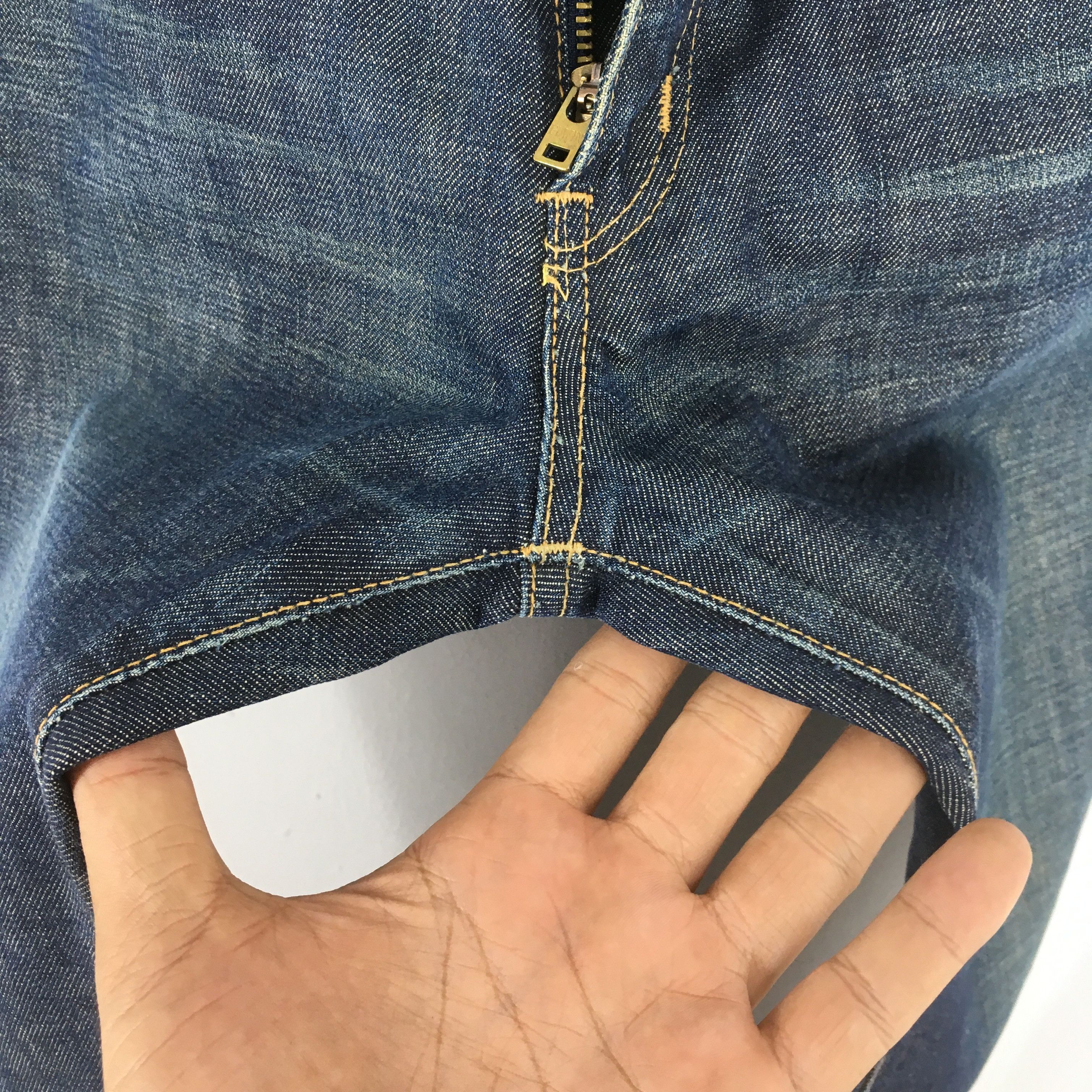 Edwin Size 28x32.5 Vintage Edwin Black Flared Jeans S1595 Size US 28 / EU 44 - 7 Thumbnail