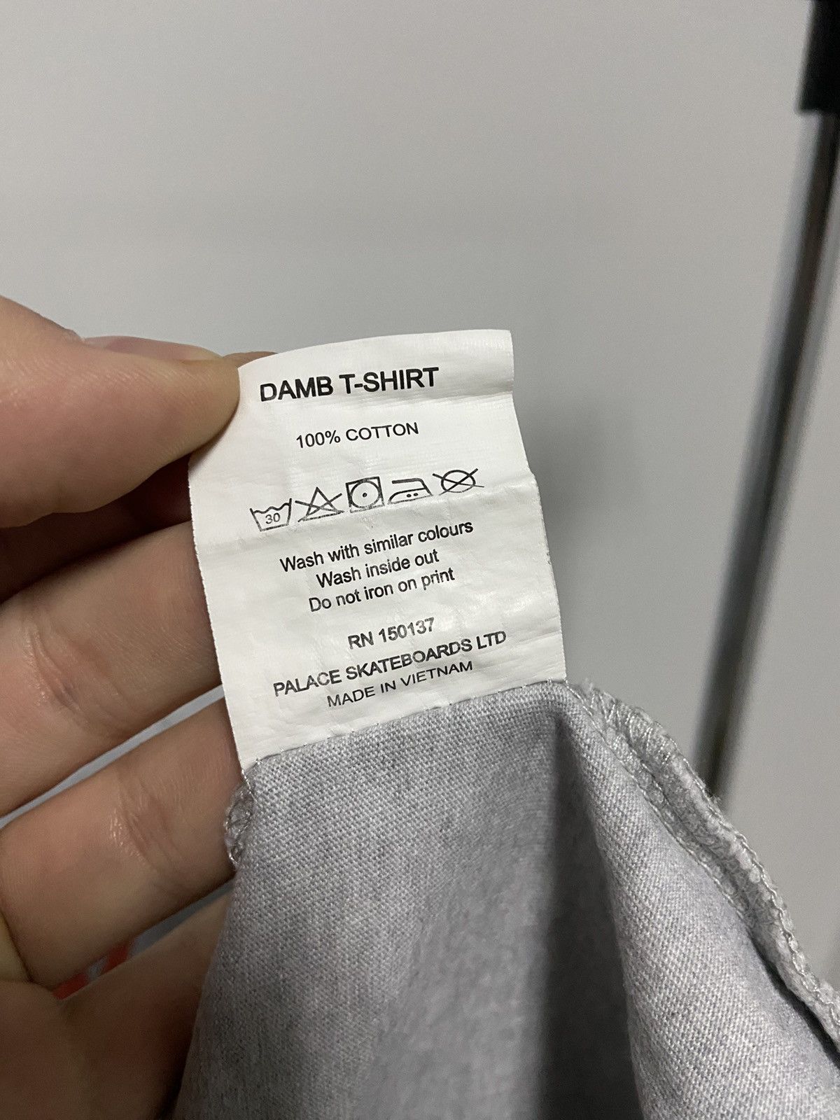 Palace × Vintage Palace damb t shirt Vintage big Logo Tokyo London New York Size US L / EU 52-54 / 3 - 6 Thumbnail
