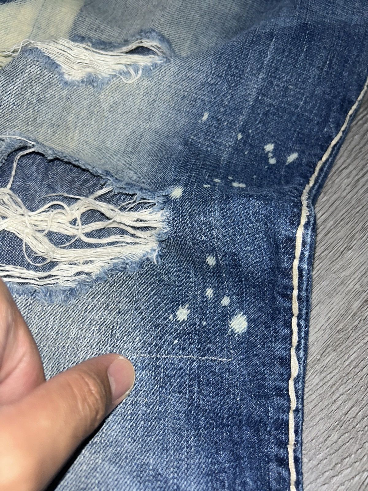 True Religion True Religion Ricky Super-T Distressed Jeans Size US 32 / EU 48 - 14 Thumbnail