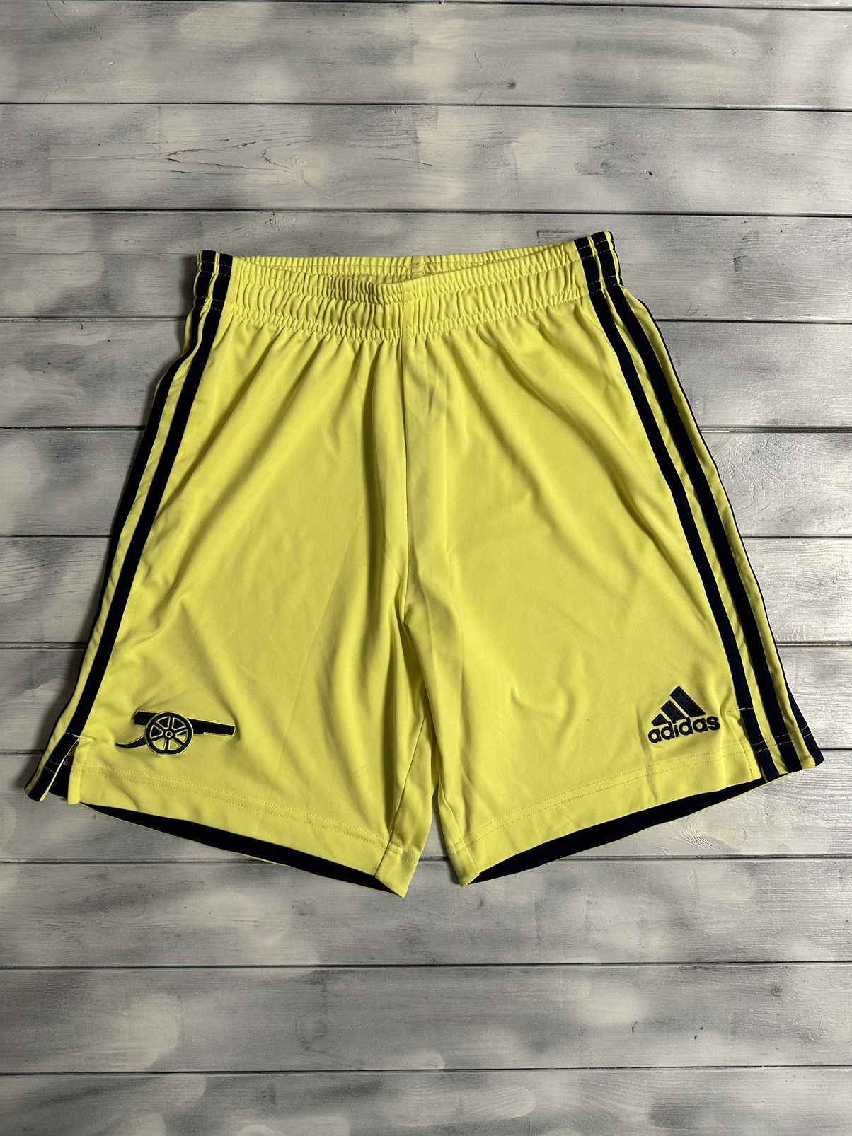 ARSNL Rare Football Soccer Suit Arsenal Adidas 2021 Size US M / EU 48-50 / 2 - 11 Thumbnail