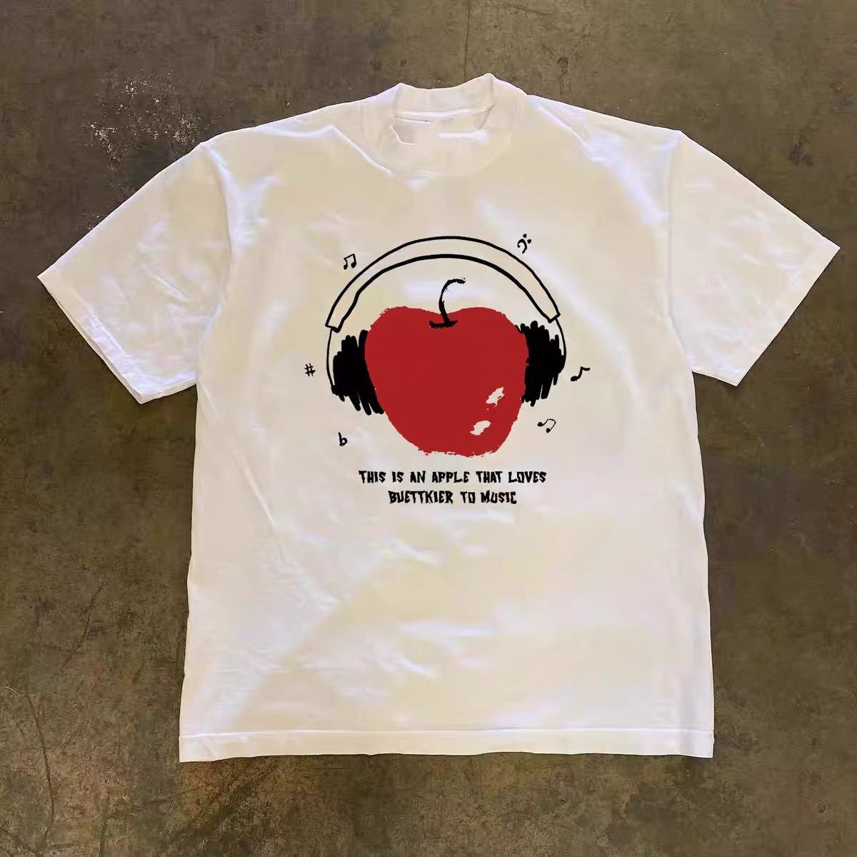 Vintage White Washed Vintage Apple Print T-Shirt Y2k Size US M / EU 48-50 / 2 - 1 Thumbnail