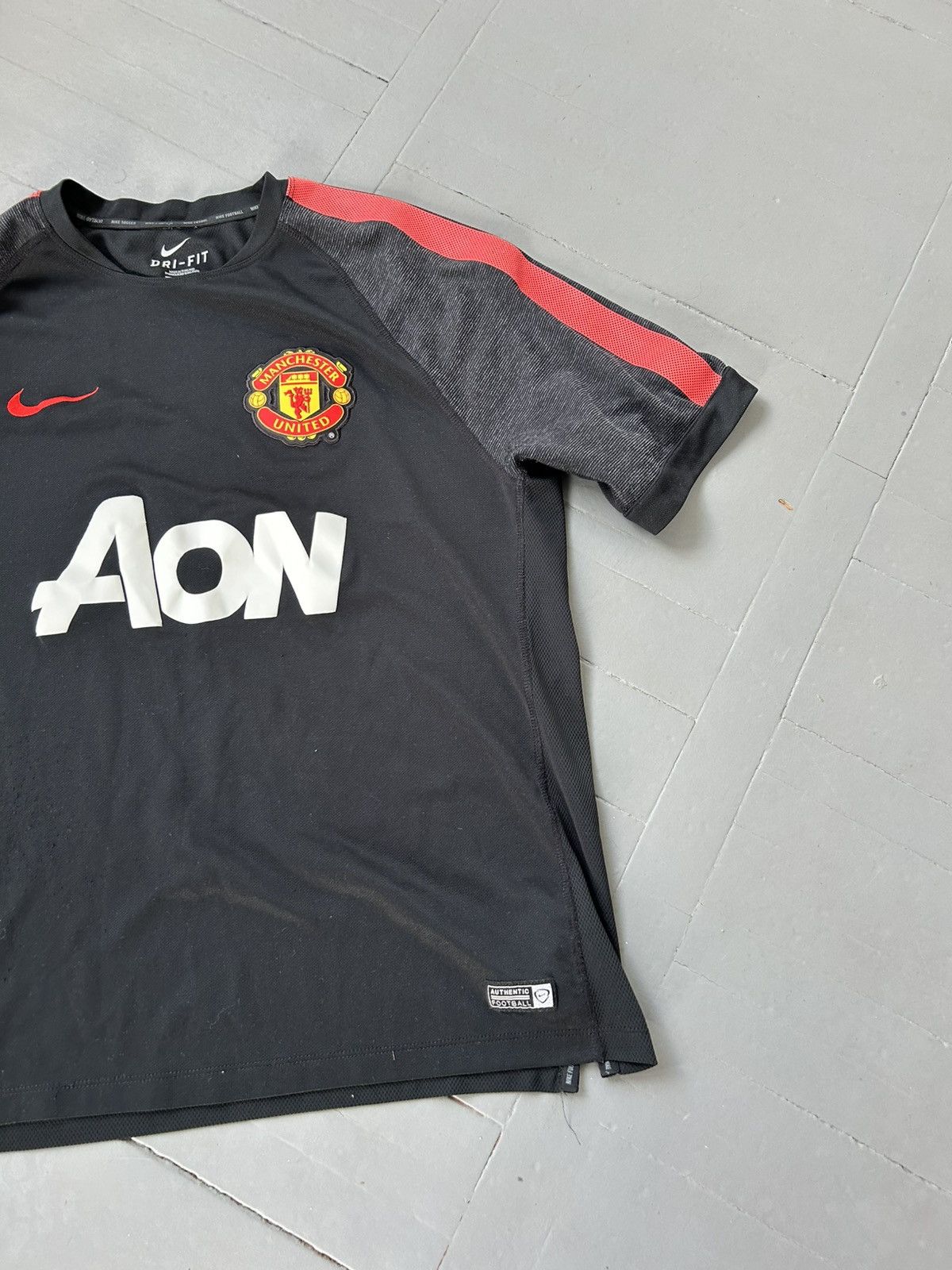 Nike FC Manchester United soccer jersey Nike dri fit Size US XL / EU 56 / 4 - 3 Thumbnail