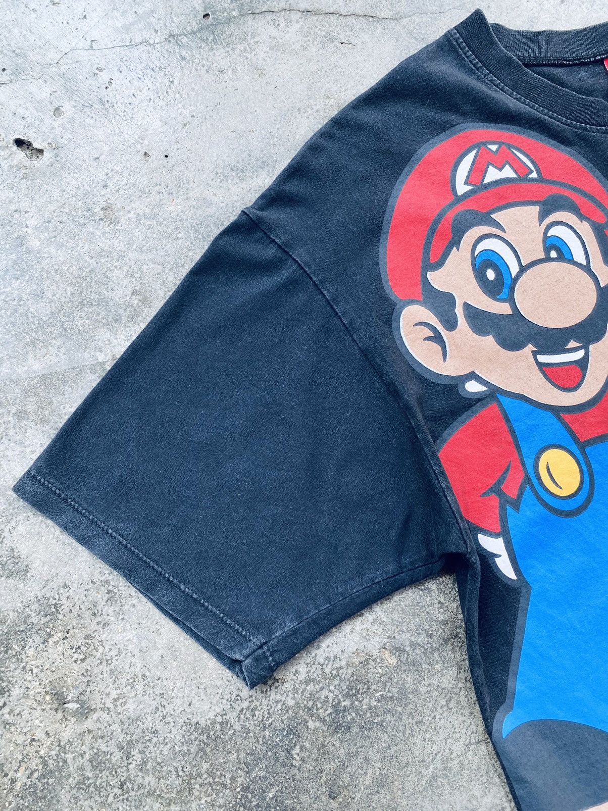 Vintage Vintage Y2k Disney Super Mario Rare Tees Size US M / EU 48-50 / 2 - 9 Thumbnail