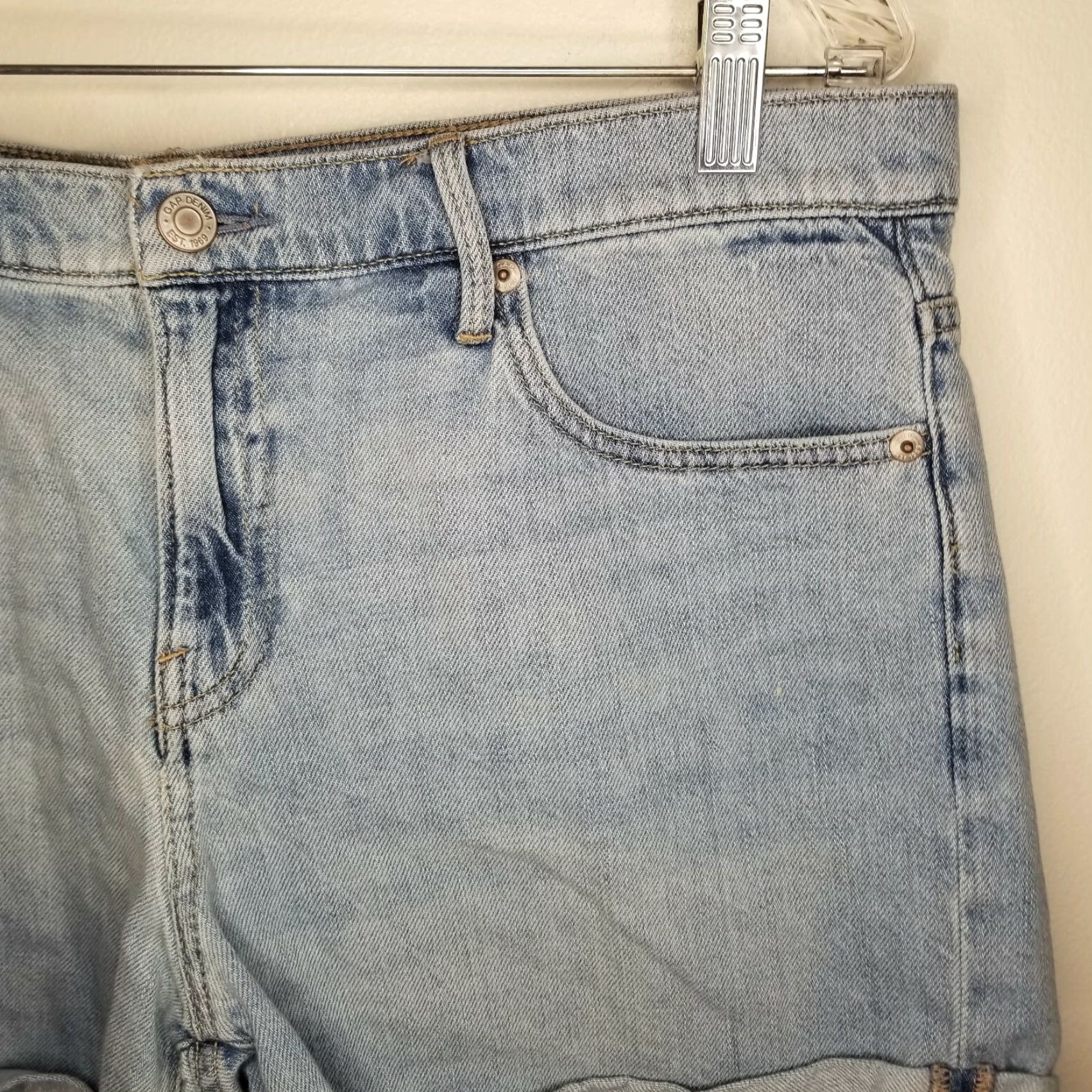 Gap Gap Boyfriend Jeans Shorts Womens Embroidered Floral Blue Size 31 Regular Size 24" / US 00 / IT 34 - 2 Thumbnail