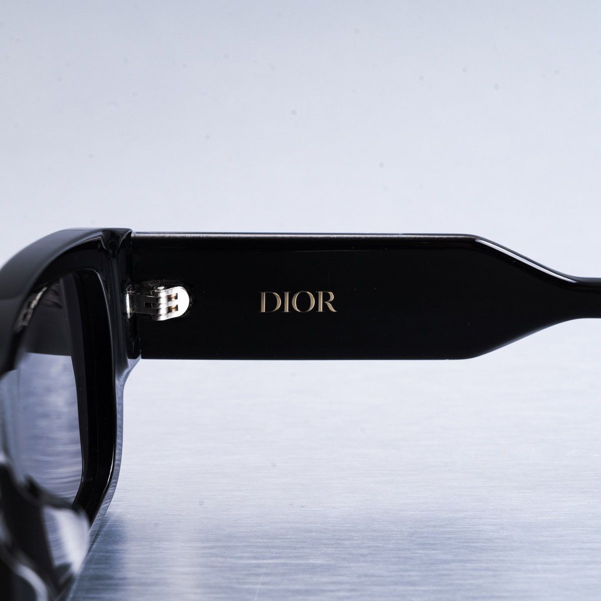 Dior CHRISTIAN DIOR LABEL S1I 13A0 SUNGLASSES Size ONE SIZE - 4 Thumbnail