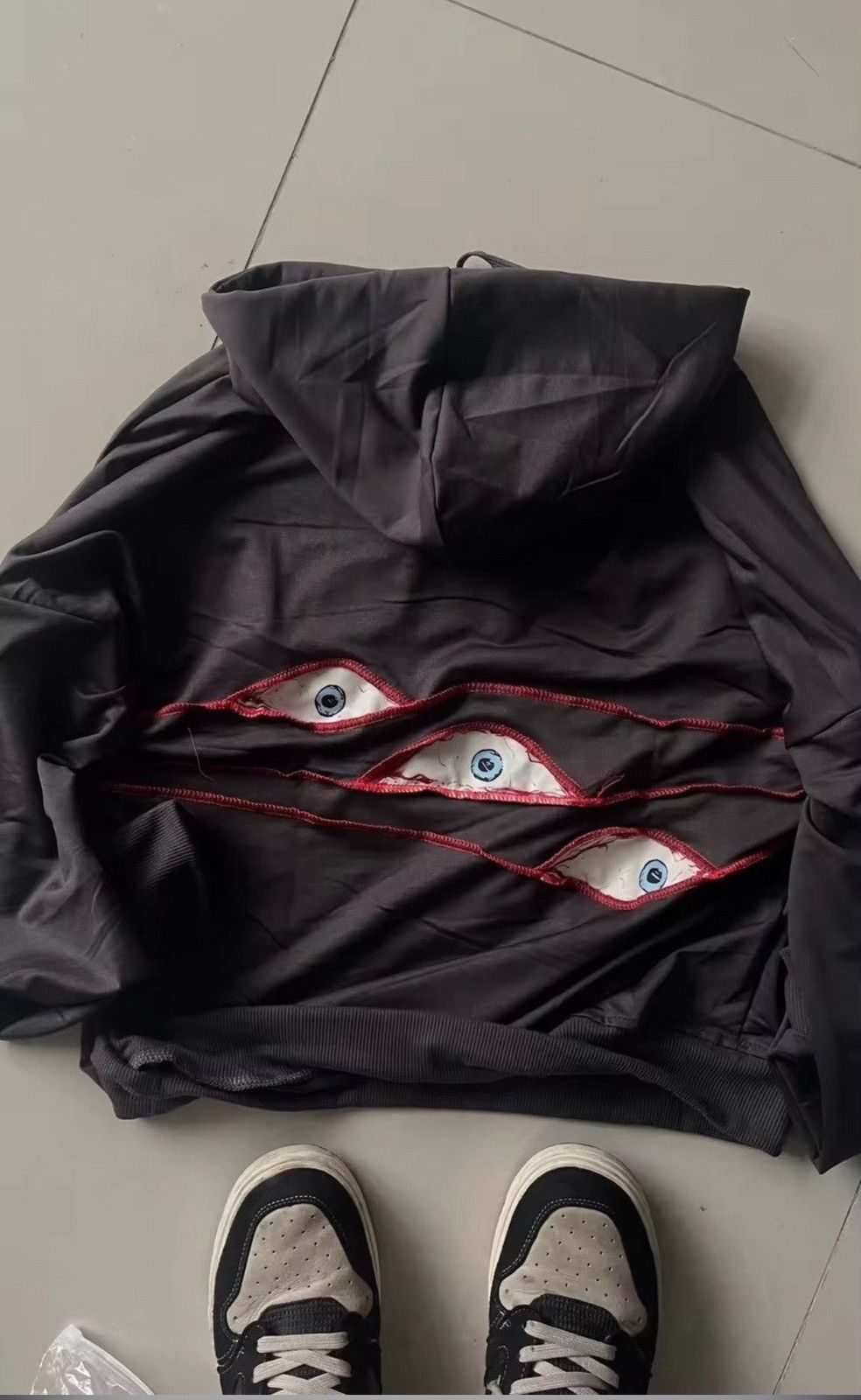 Japanese Brand × Other Streetwear y2k sweatshirt hoodie retro gothic eye print Size US L / EU 52-54 / 3 - 5 Thumbnail